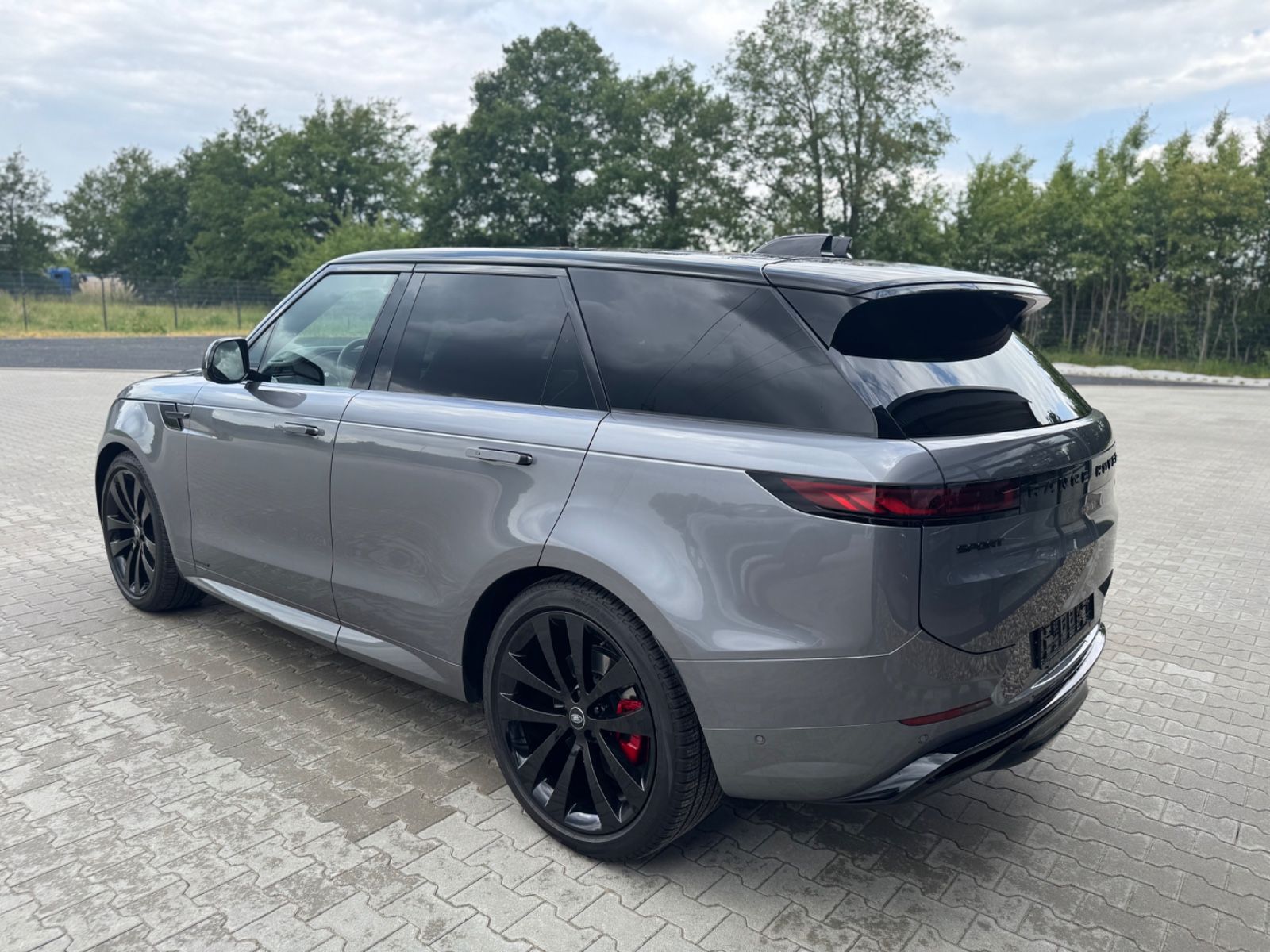 Range Rover Sport Autobiography - Samsaru's Car Outlet