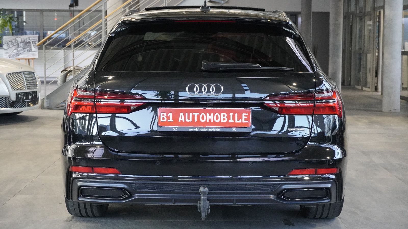 Audi A6 Avant 55 TFSI quattro S-LINE - Samsaru's Car Outlet