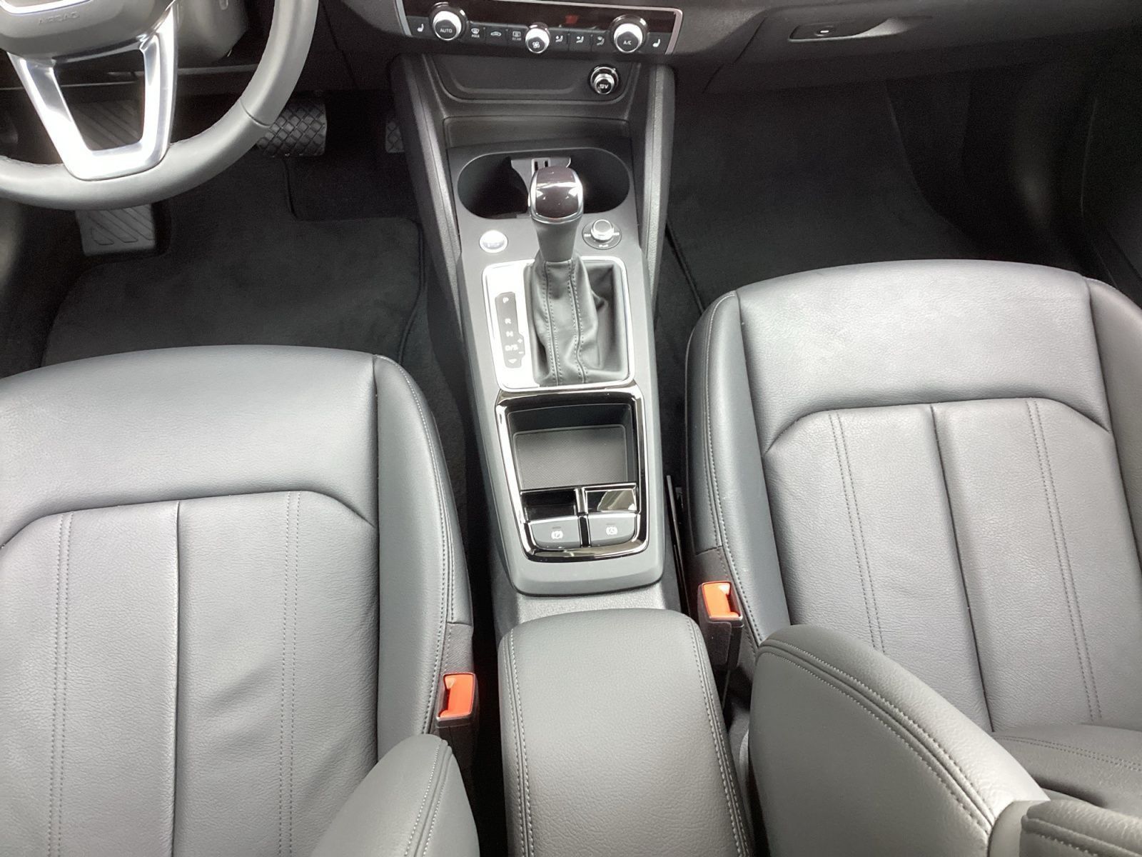 Audi Q2 40 TFSI q. S-Tronic S-Line, EA8, LED, ACC, AH