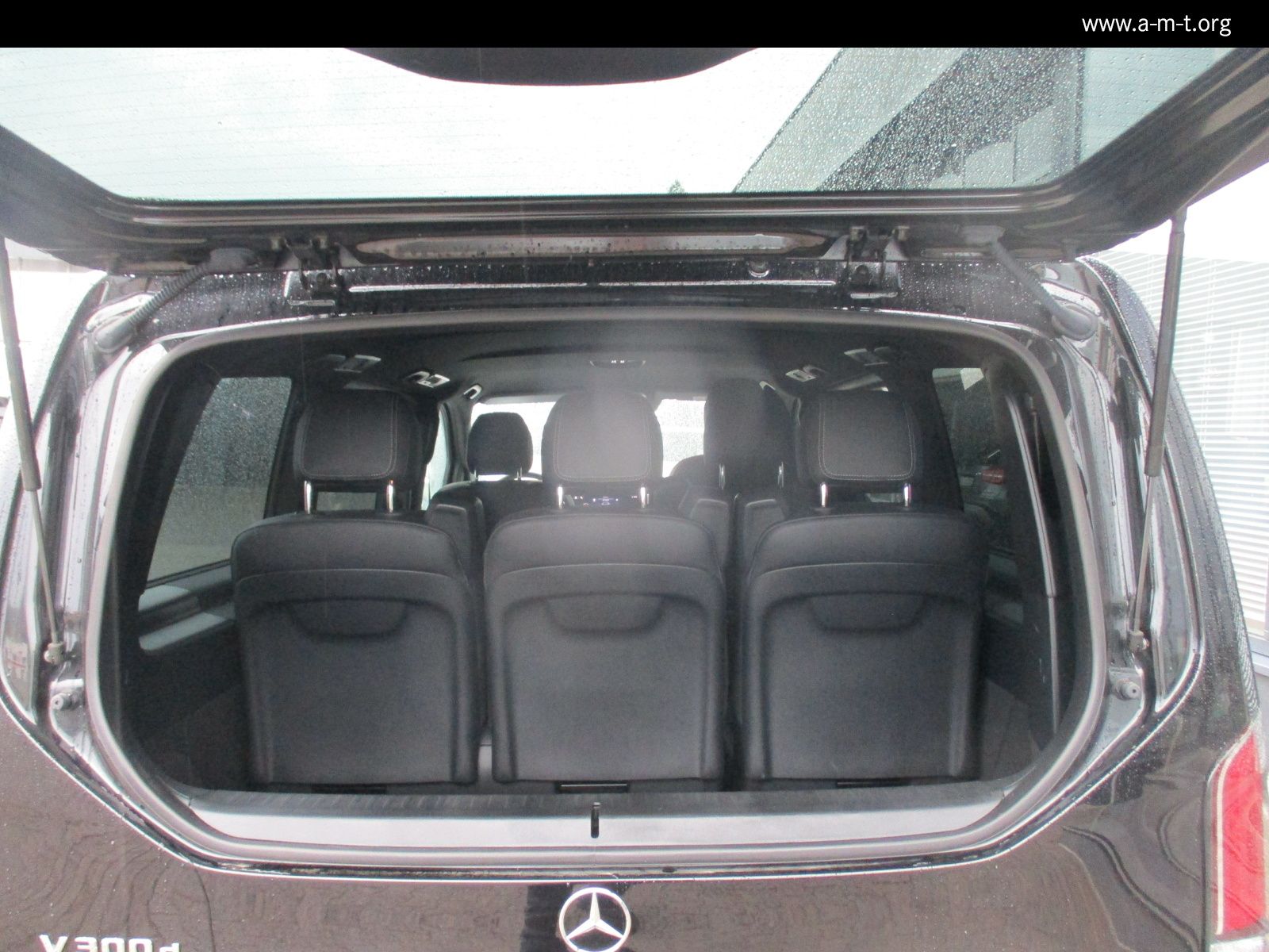 Mercedes-Benz V 300 d Avantg lang - Samsaru's Car Outlet