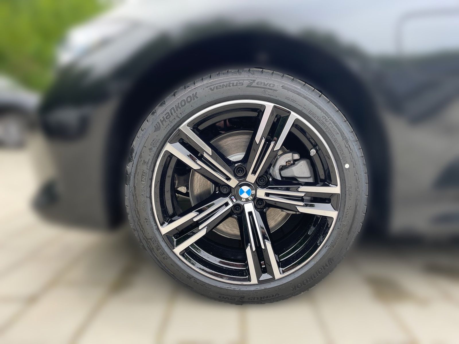 BMW 330e xDrive Tou M-Sport 360° ACC AHK AUT H/K Alc