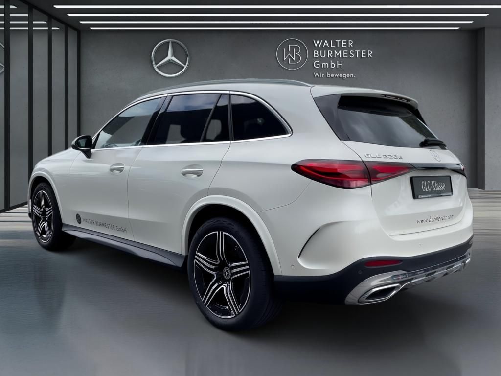 Mercedes-Benz GLC 220 d 4M AMG+AHK+Pano+Distronic+Navi+LM