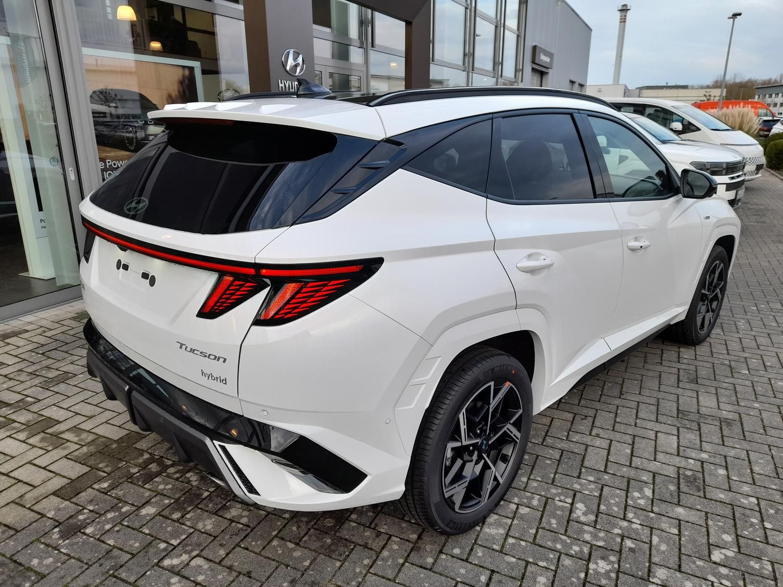 Hyundai TUCSON FL 1.6 HEV 4WD N-LINE - Samsaru's Car Outlet