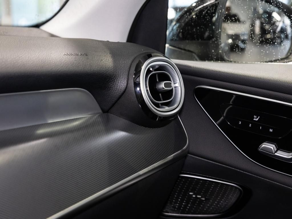 Mercedes-Benz GLC 300 de 4M , AVANTGARDE MEMO AHK DISTR KAMERA