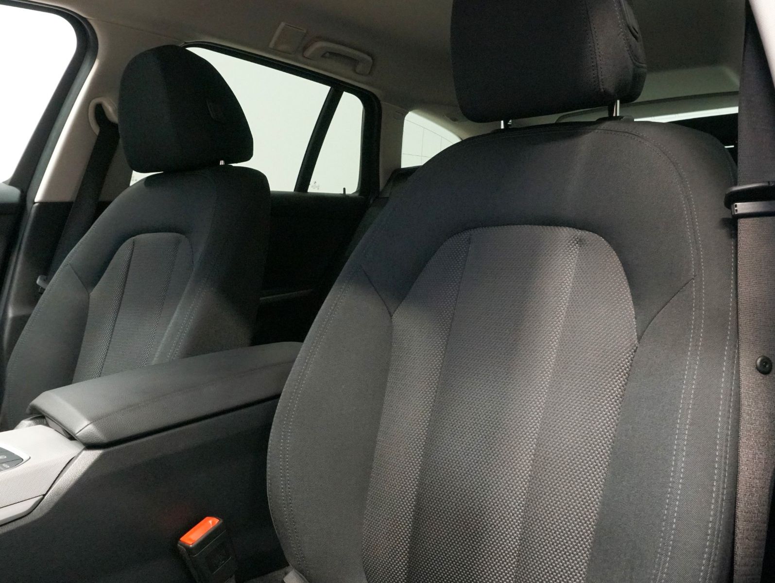 BMW 320 d xDrive Touring - Samsaru's Car Outlet