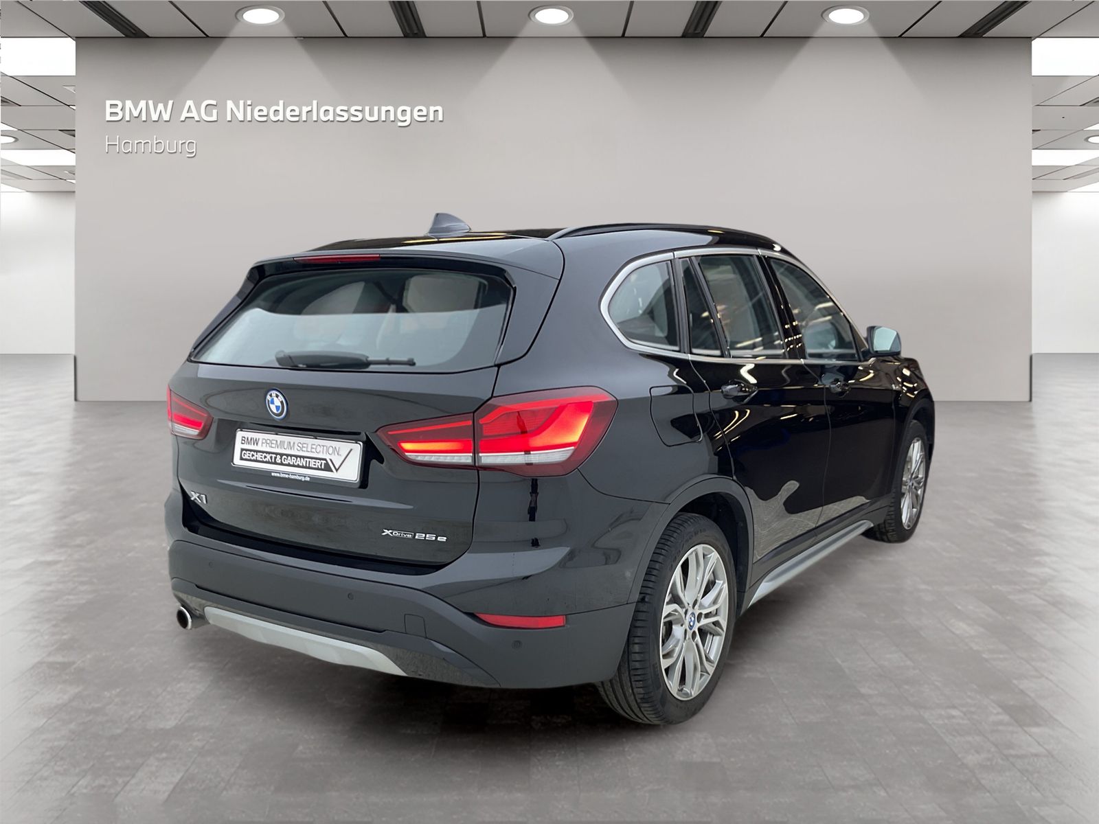 BMW X1 xDrive25e - Samsaru's Car Outlet