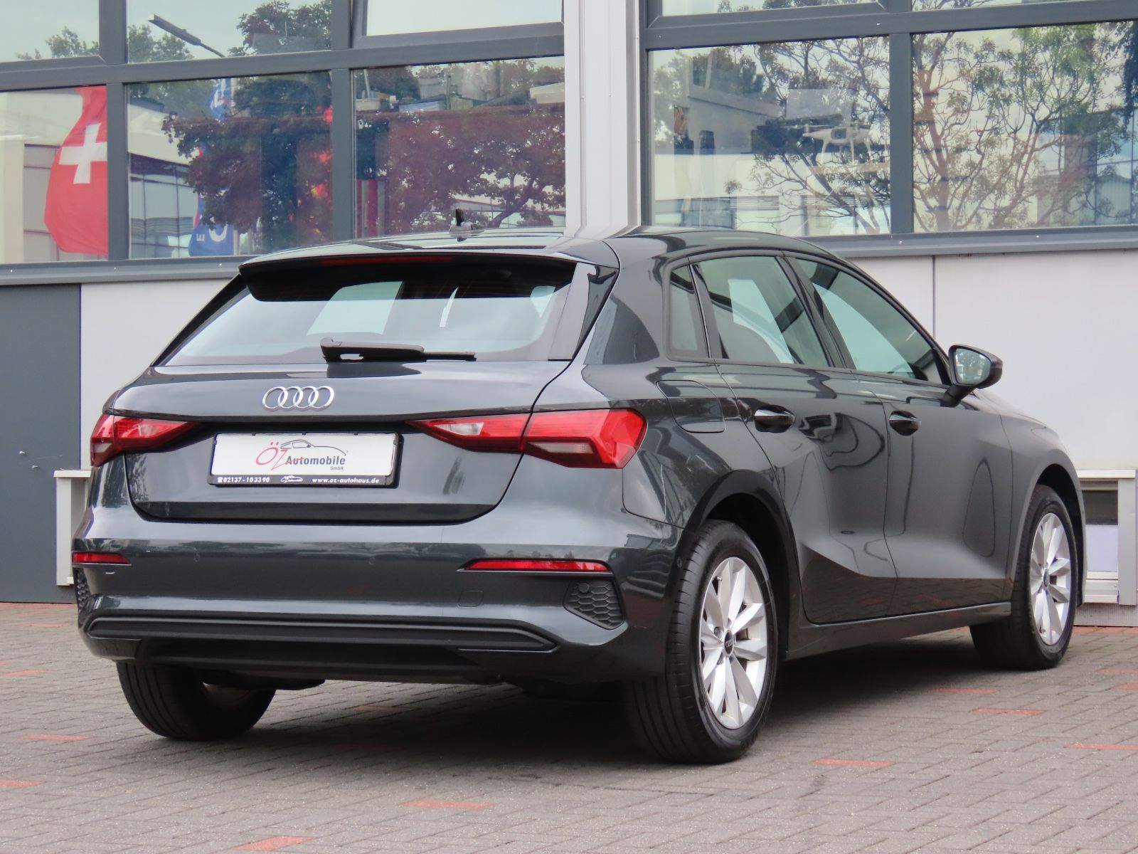 Audi A3 35 TFSI Sportback Sportsitze Navigation