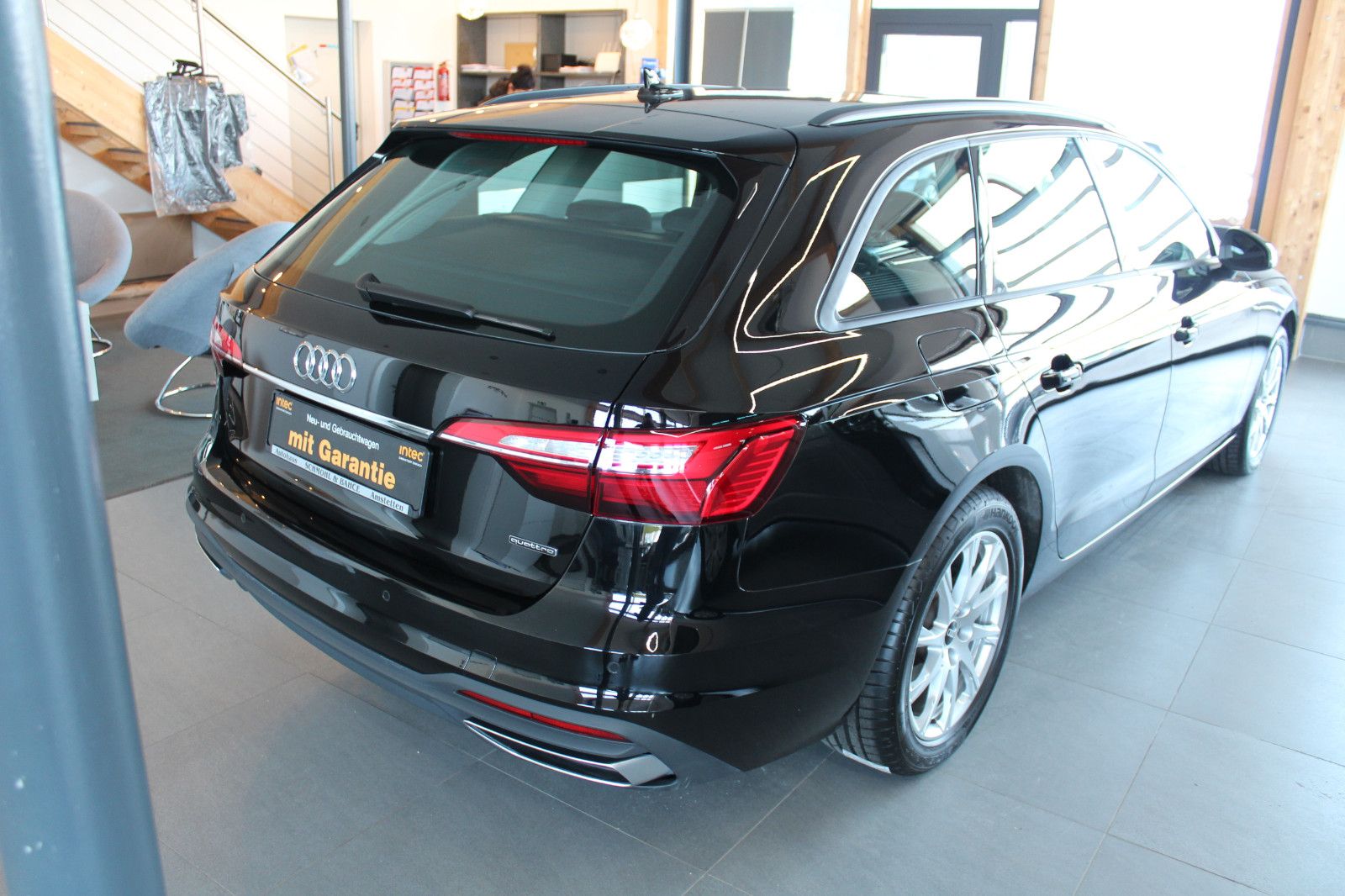 Audi A4 Avant 40 TDI quattro S tronic - Samsaru's Car Outlet