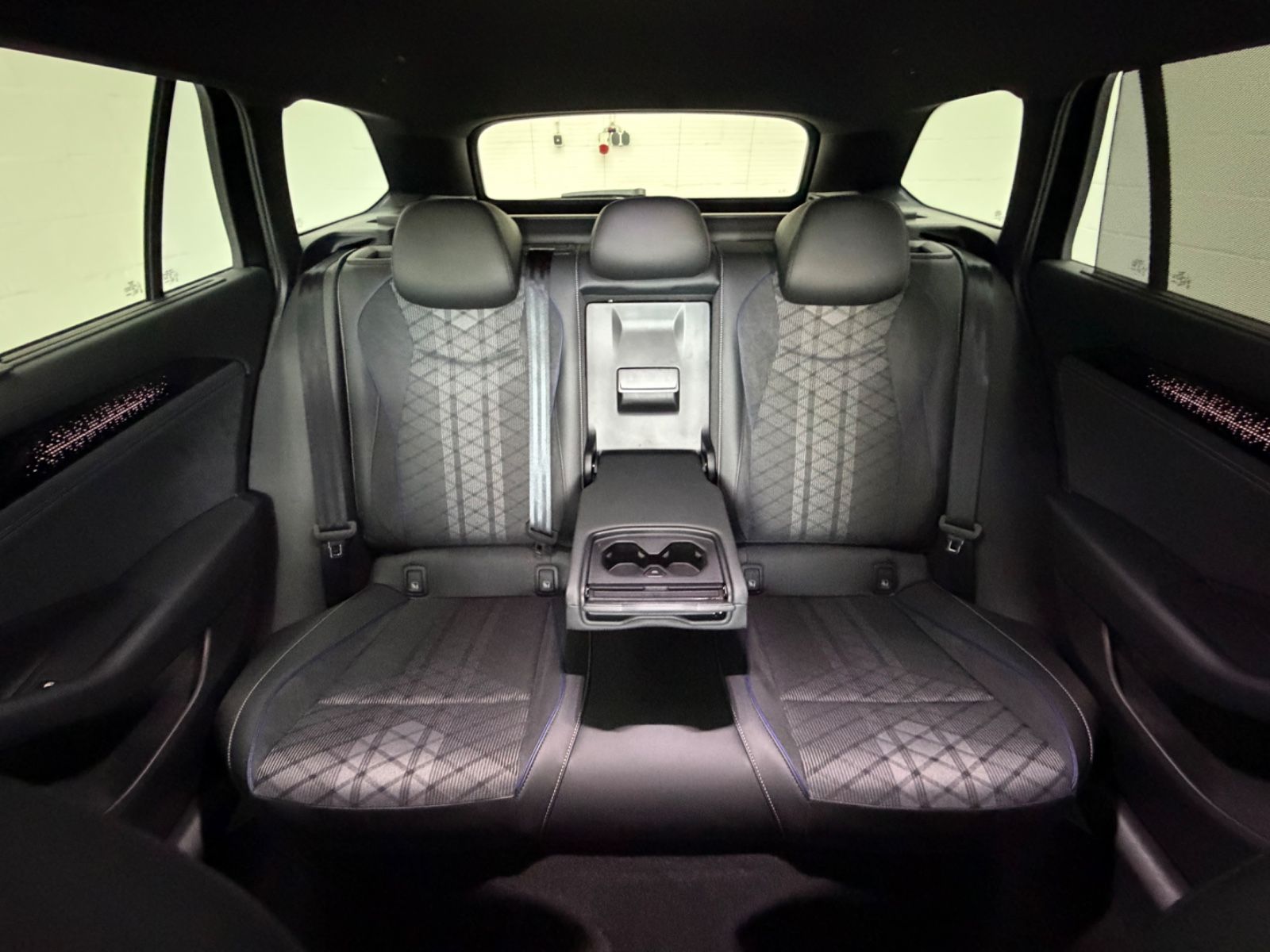 Volkswagen Passat Variant 2.0 TDI 142 kW 4Motion R-Line