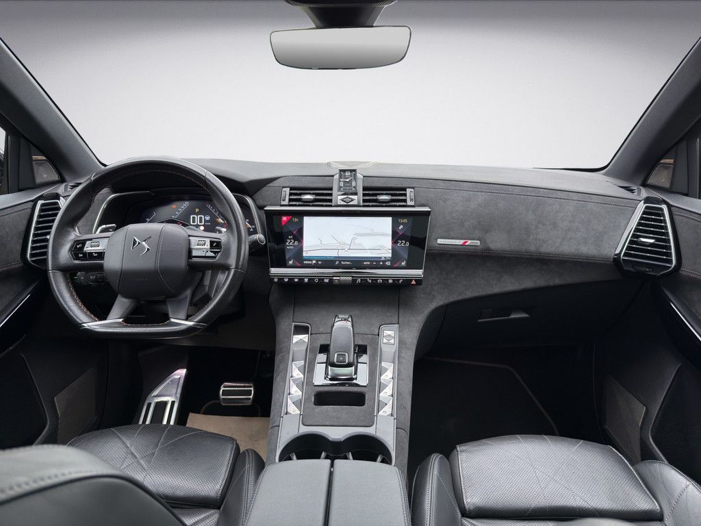 DS Automobiles DS 7 Crossback 225 Performance Line + Leder