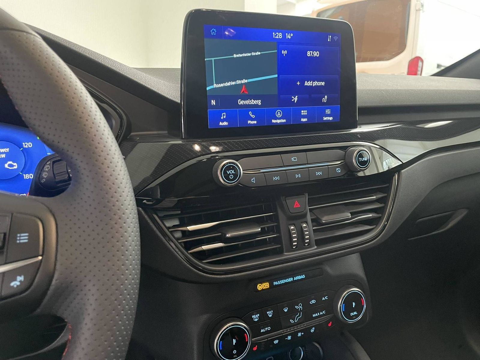 Ford Kuga ST-Line X - Samsaru's Car Outlet