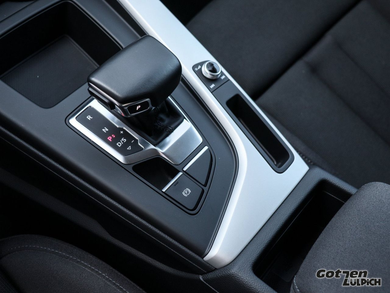 Audi A4 Avant 35 TDI advanced - Samsaru's Car Outlet
