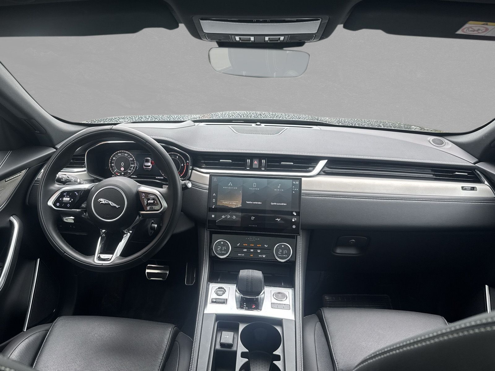 Jaguar F-Pace D300 R-Dynamic SE 90th / HUD / Winter Pak