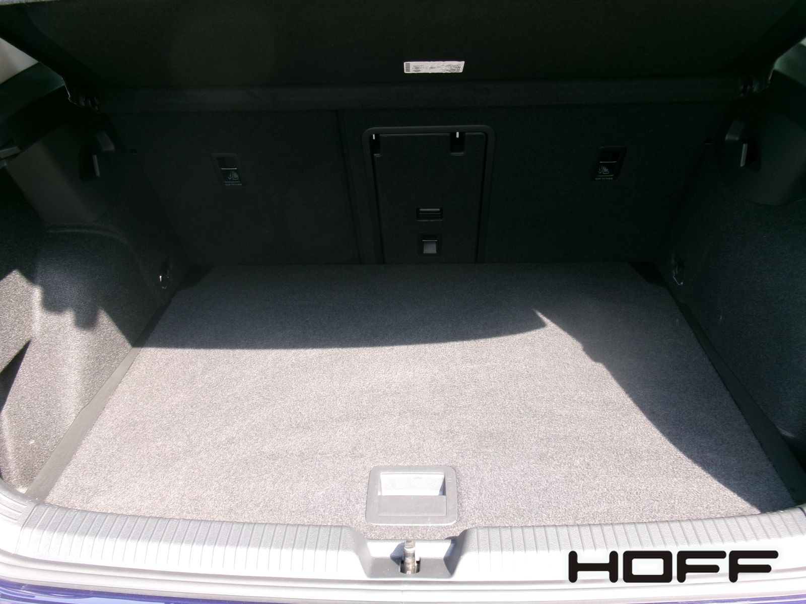 Volkswagen Golf VIII 1.0 TSI Life - Samsaru's Car Outlet
