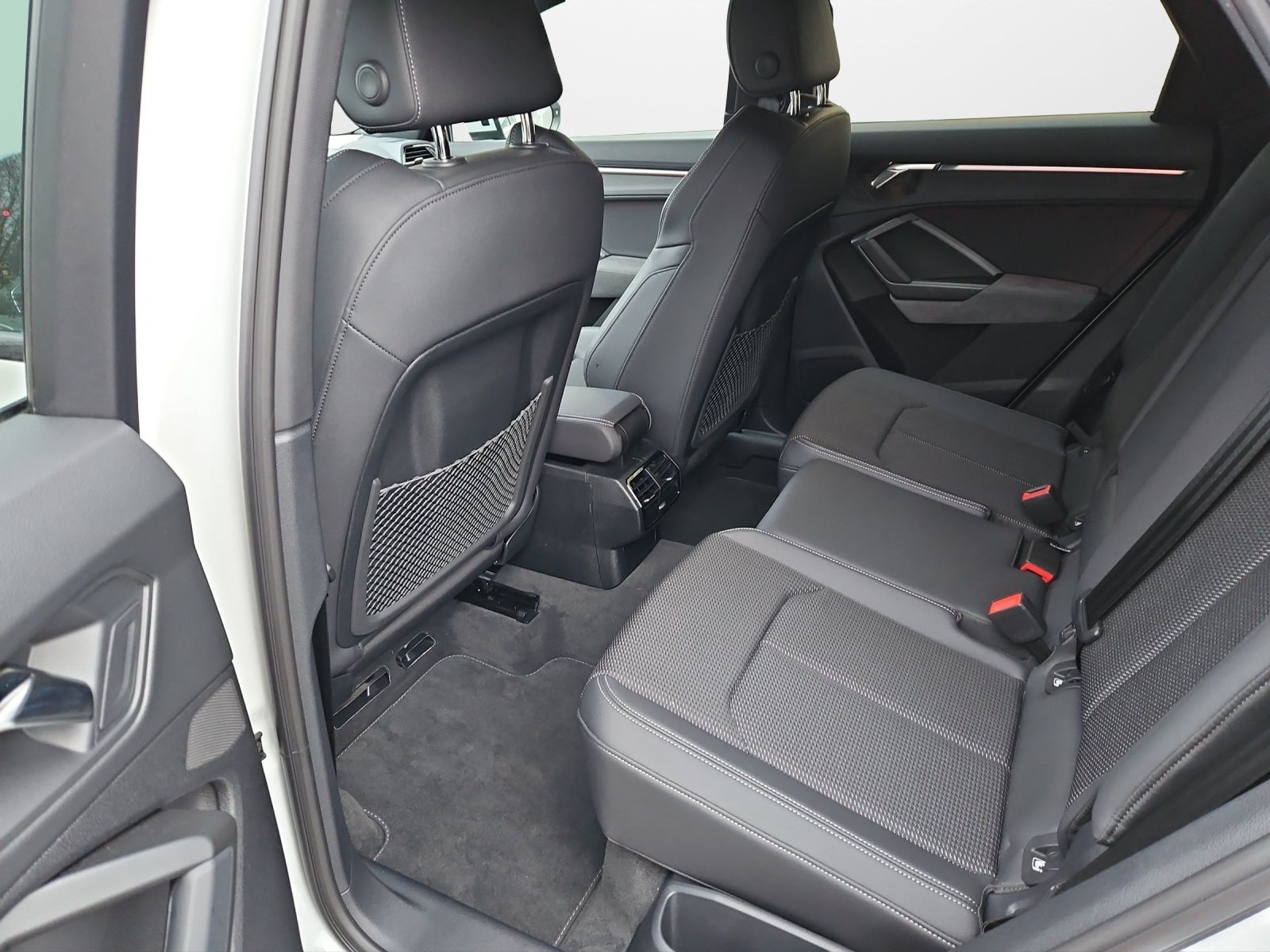 Audi Q3 Sportback 45 TFSI S tronic S line - Samsaru's Car Outlet