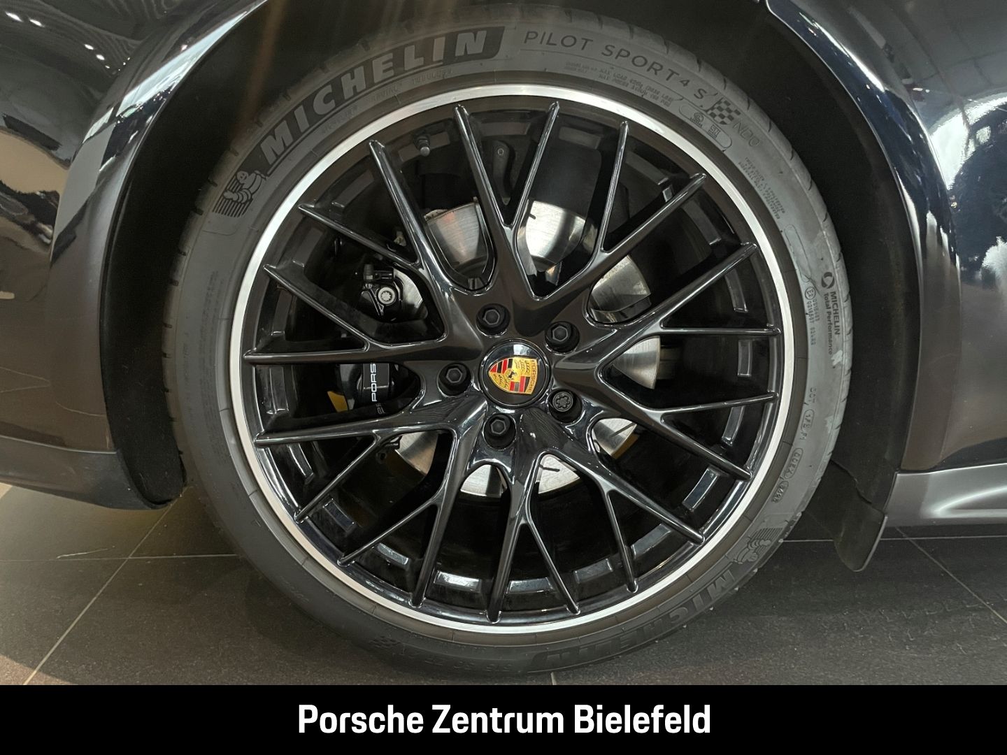 Porsche Panamera GTS BOSE Luftfederung Sportabgas LED