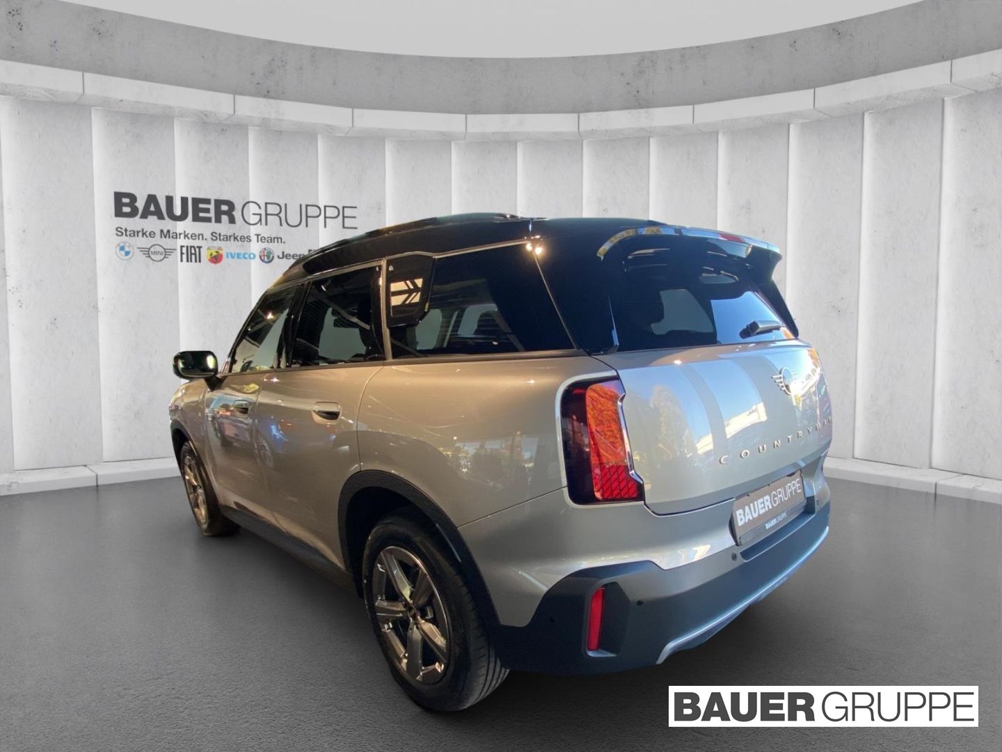 MINI Countryman C Classic Trim - Samsaru's Car Outlet