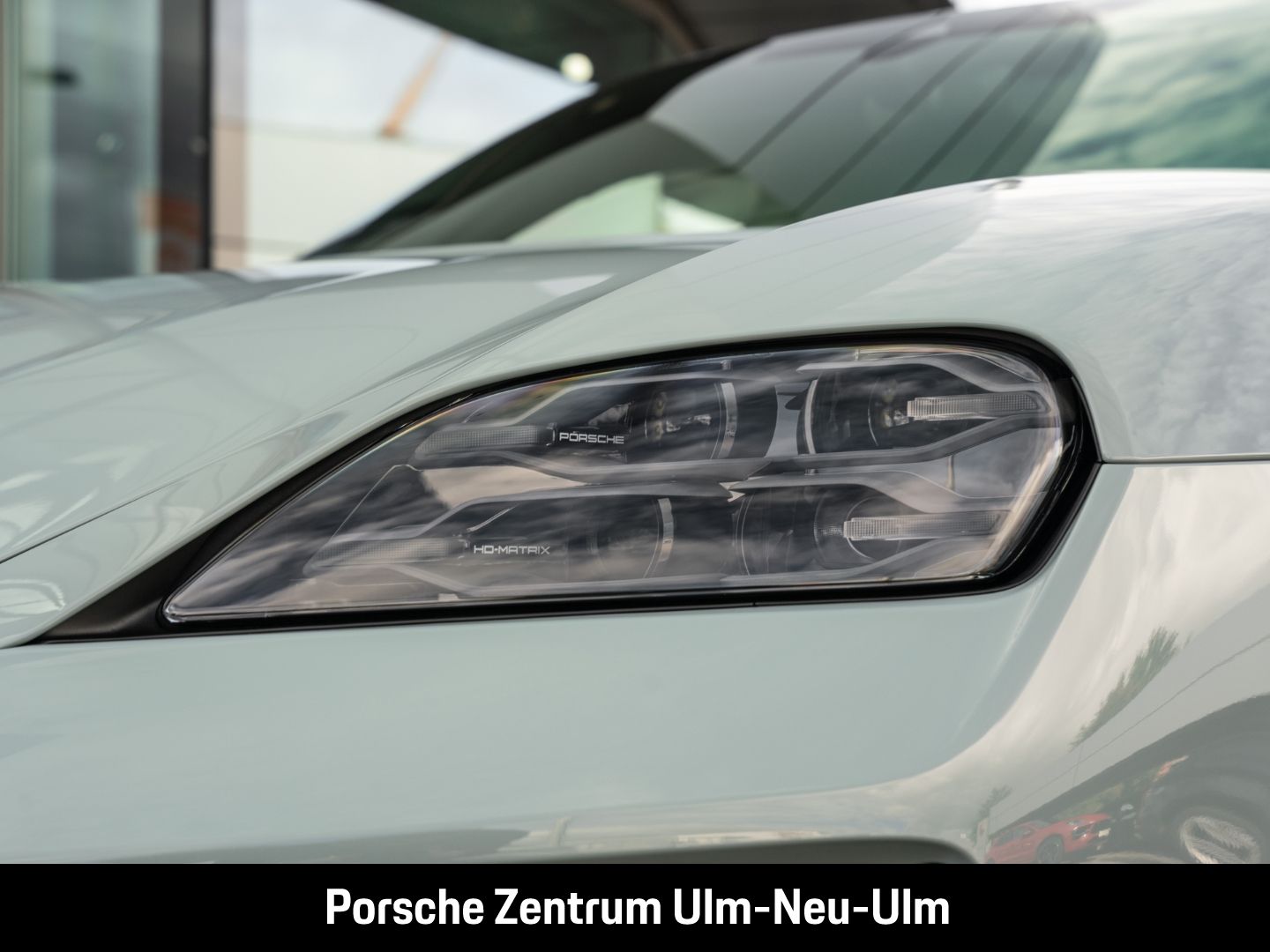 Porsche Taycan 4S Cross Turismo HA-Lenkung Active-Ride