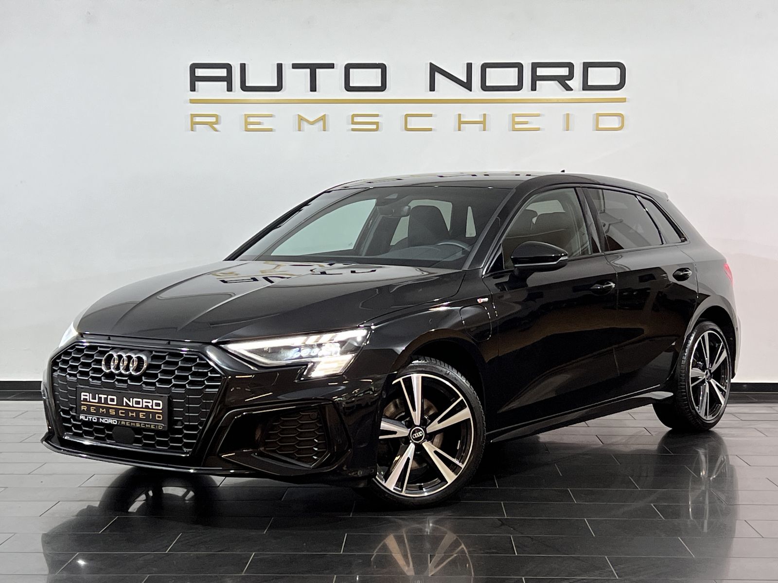Audi A3 40 TFSIe S-line - Samsaru's Car Outlet
