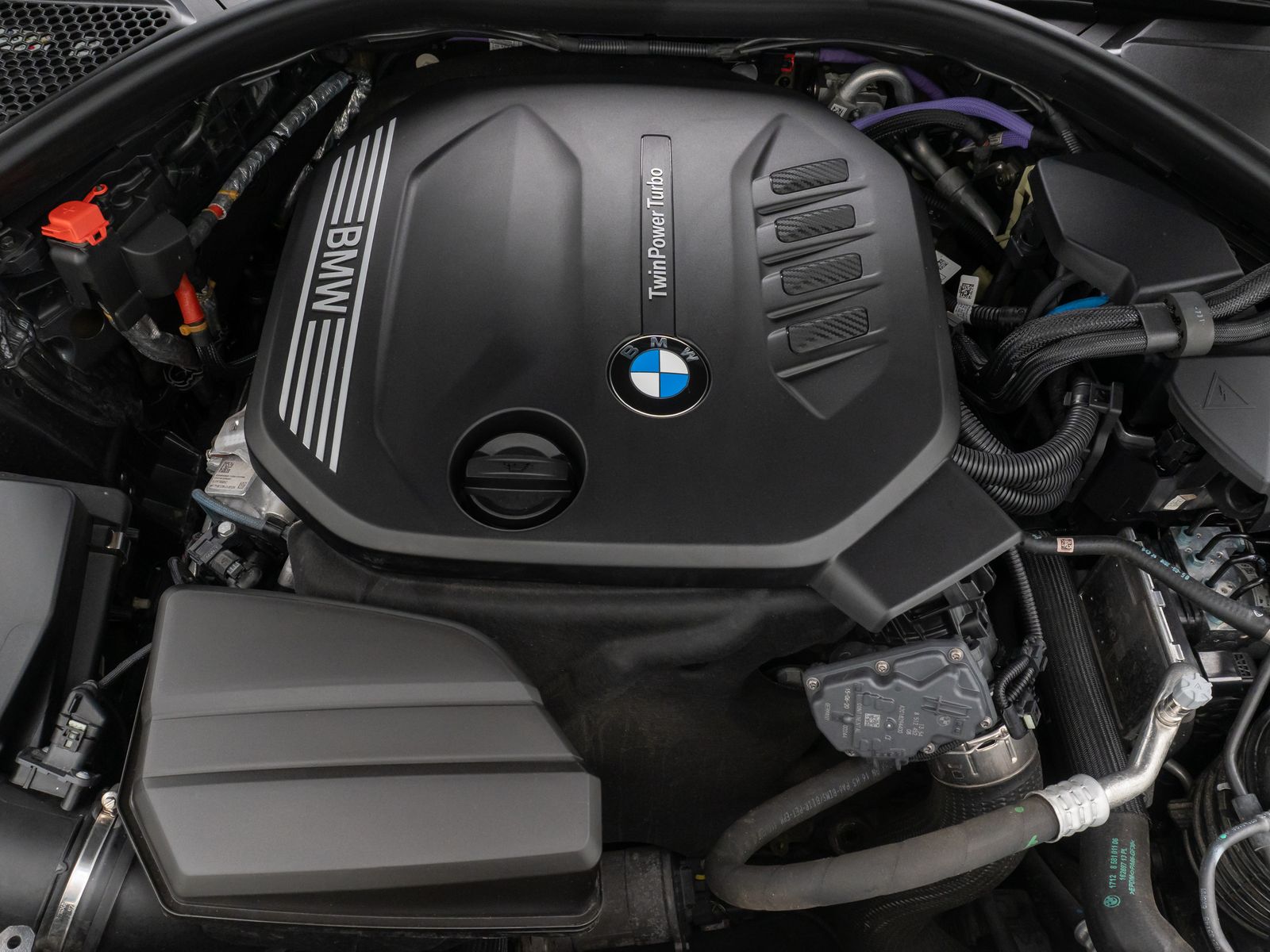 BMW 320d Luxury Line - Samsaru's Car Outlet