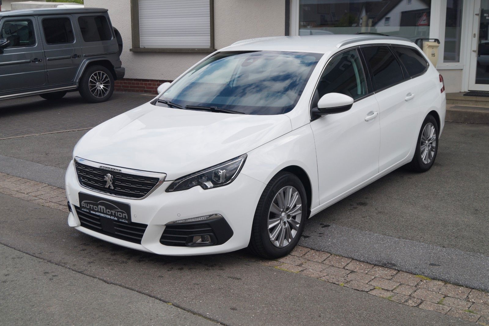 Peugeot 308 SW - Samsaru's Car Outlet
