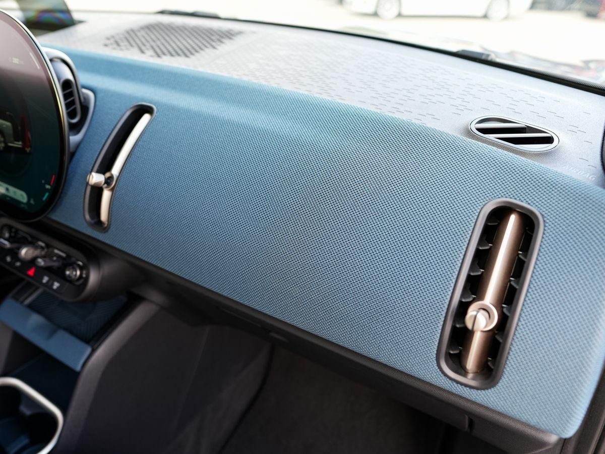 MINI Countryman C Favoured-T Paket XL - Samsaru's Car Outlet