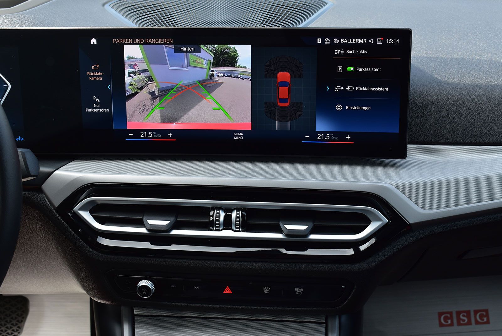 BMW 320 d xDrive - Samsaru's Car Outlet