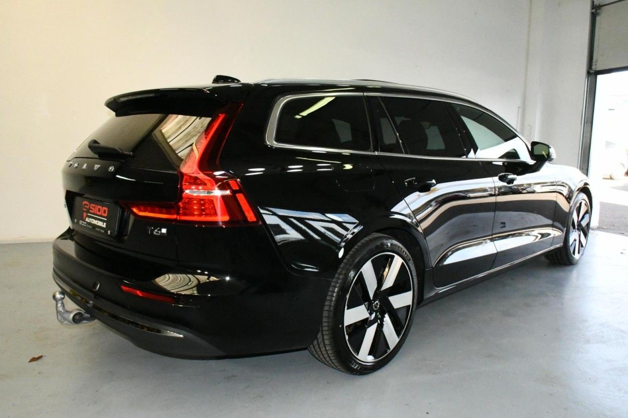 Volvo V60 T6 AWD Ultra Bright 360*B&W*PAN*MASS*HuD*AHK