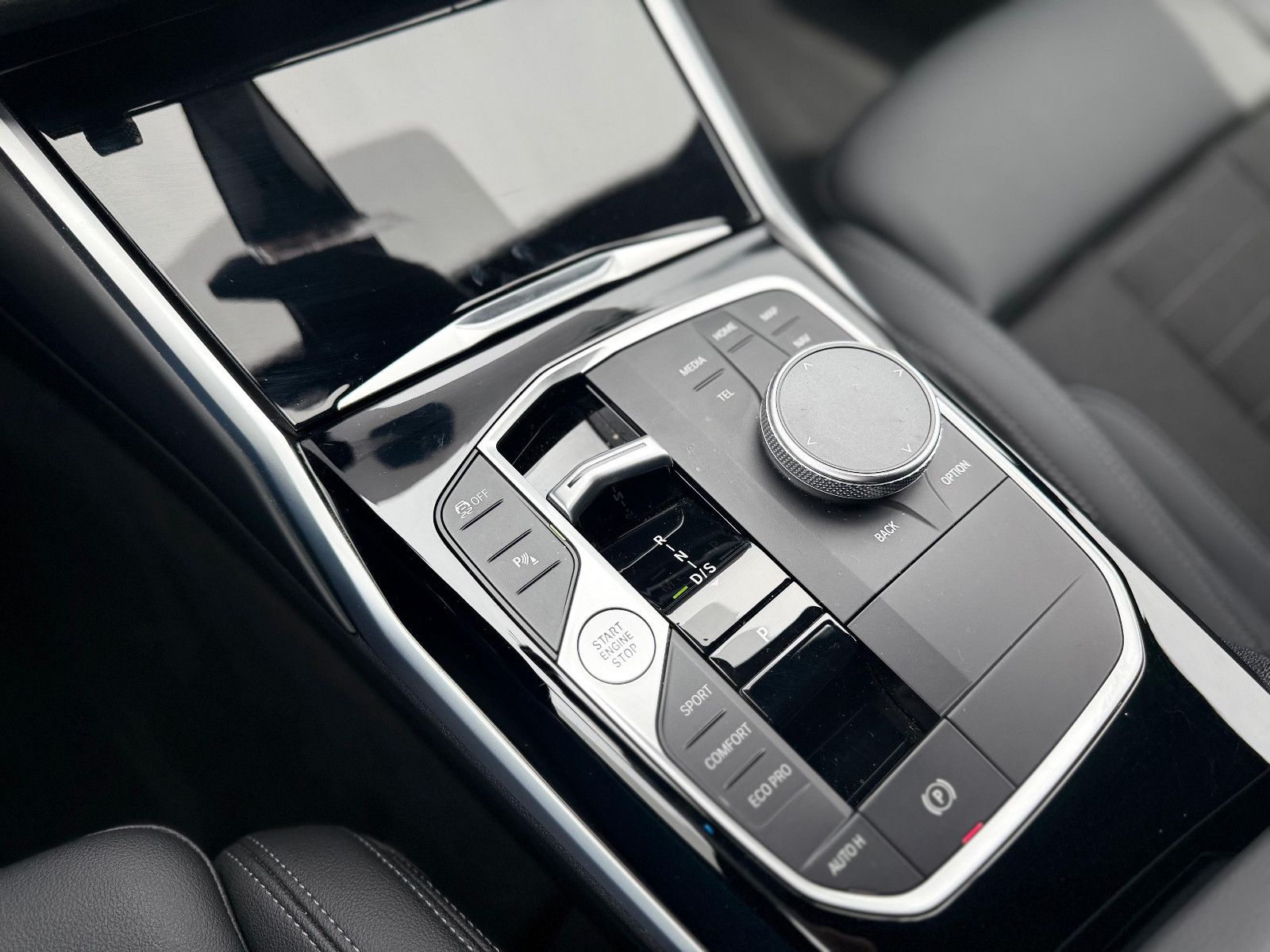 BMW 320d Touring - Samsaru's Car Outlet