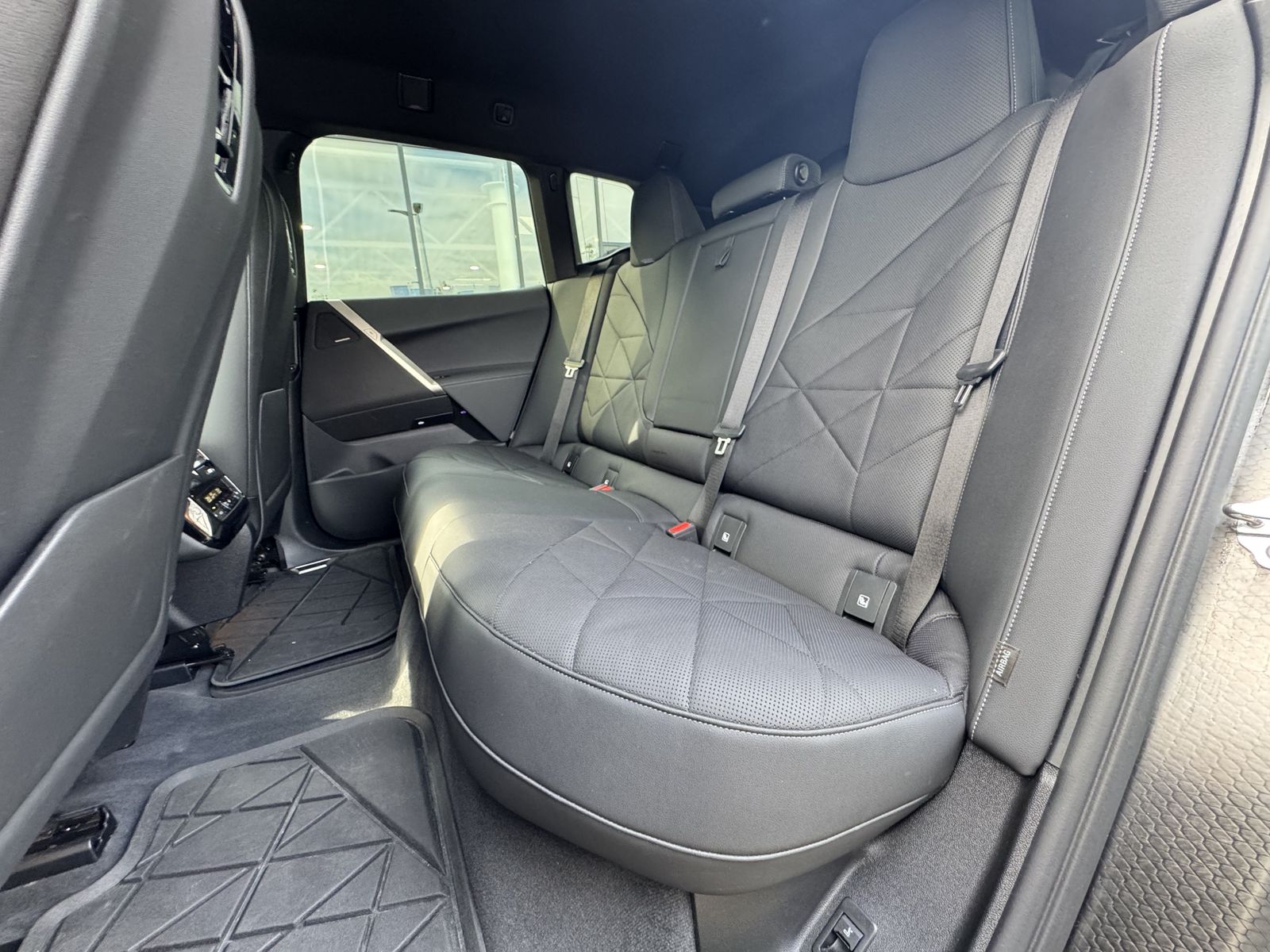 BMW iX xDrive40 DA-Pro PA-Plus LASER H&K Keyless