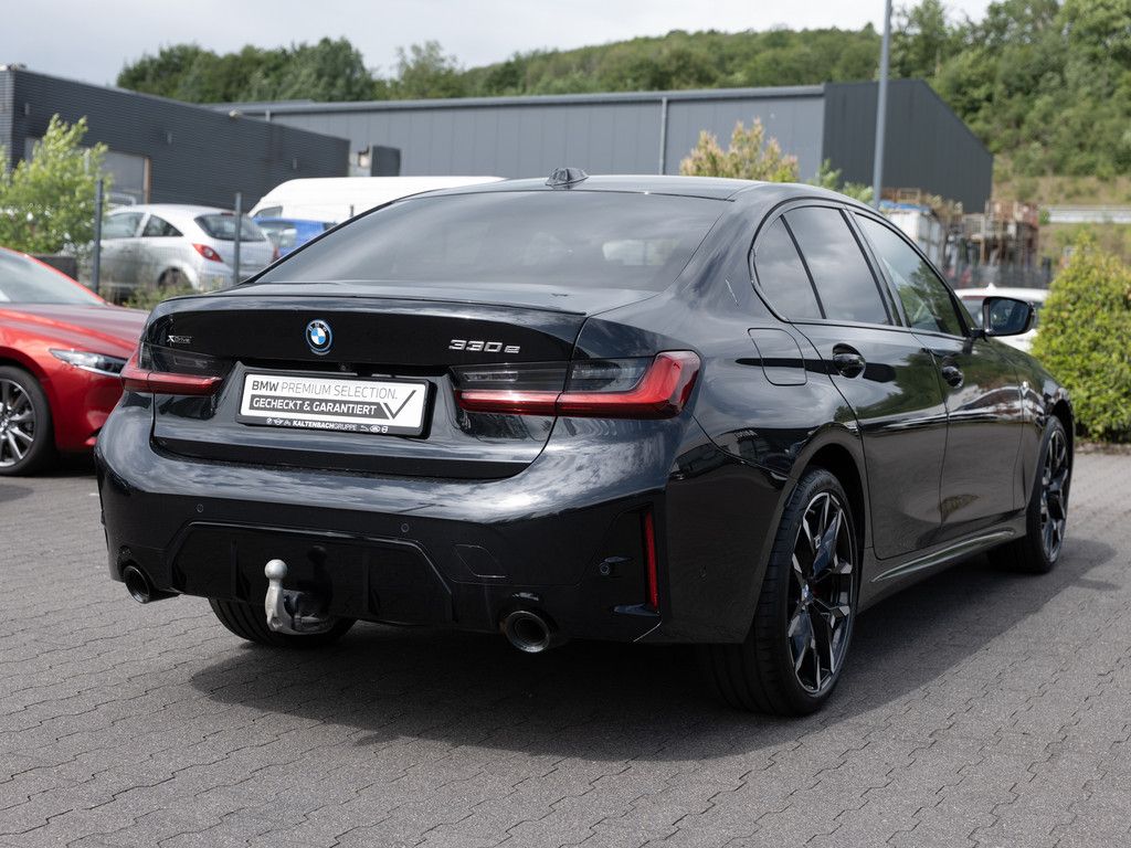 BMW 330e xDrive M-Sport Propaket HGSD AHK 360° Pro