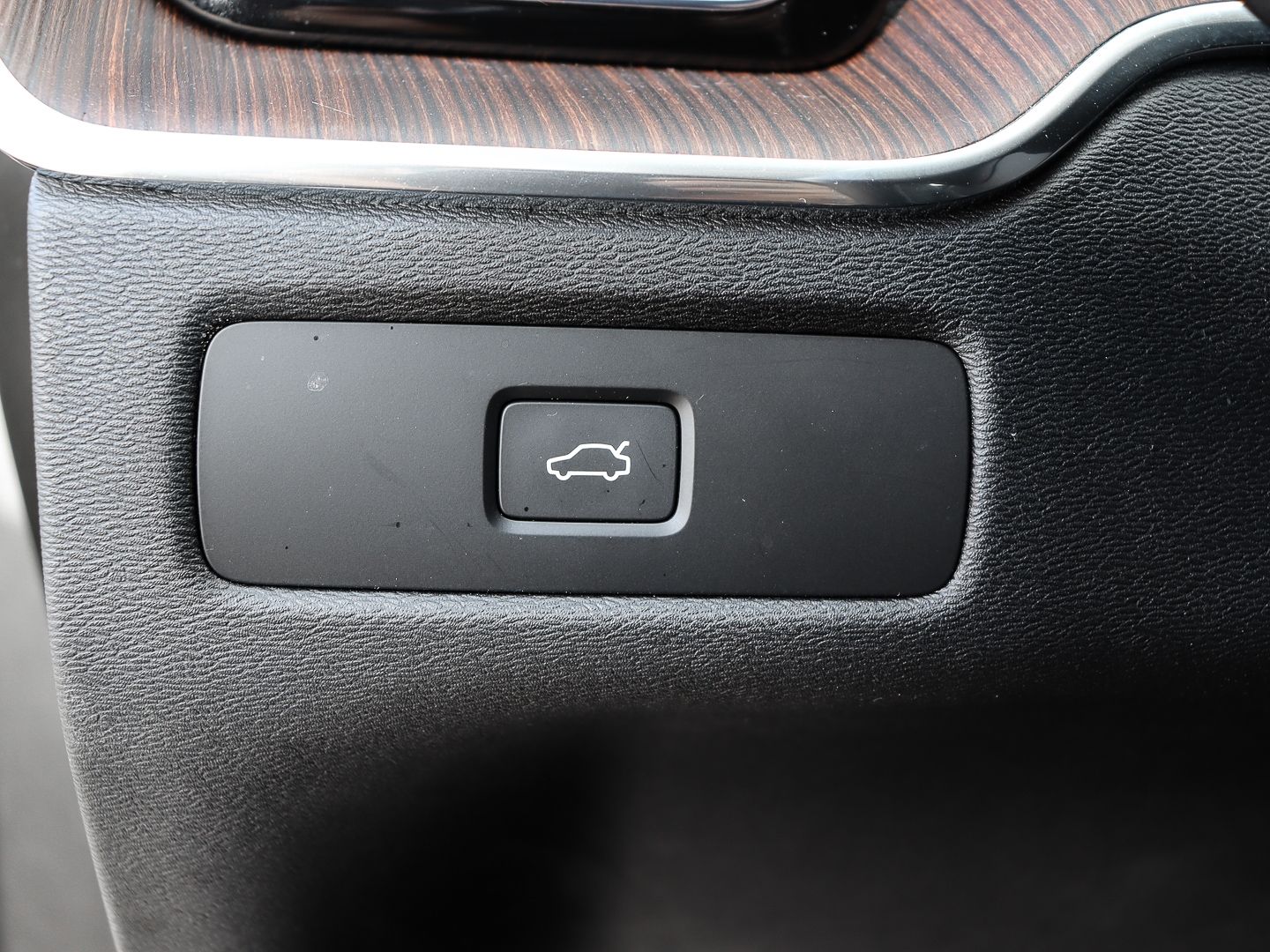 Volvo XC60 Ultimate Dark AWD B4 Diesel EU6d HUD StandH