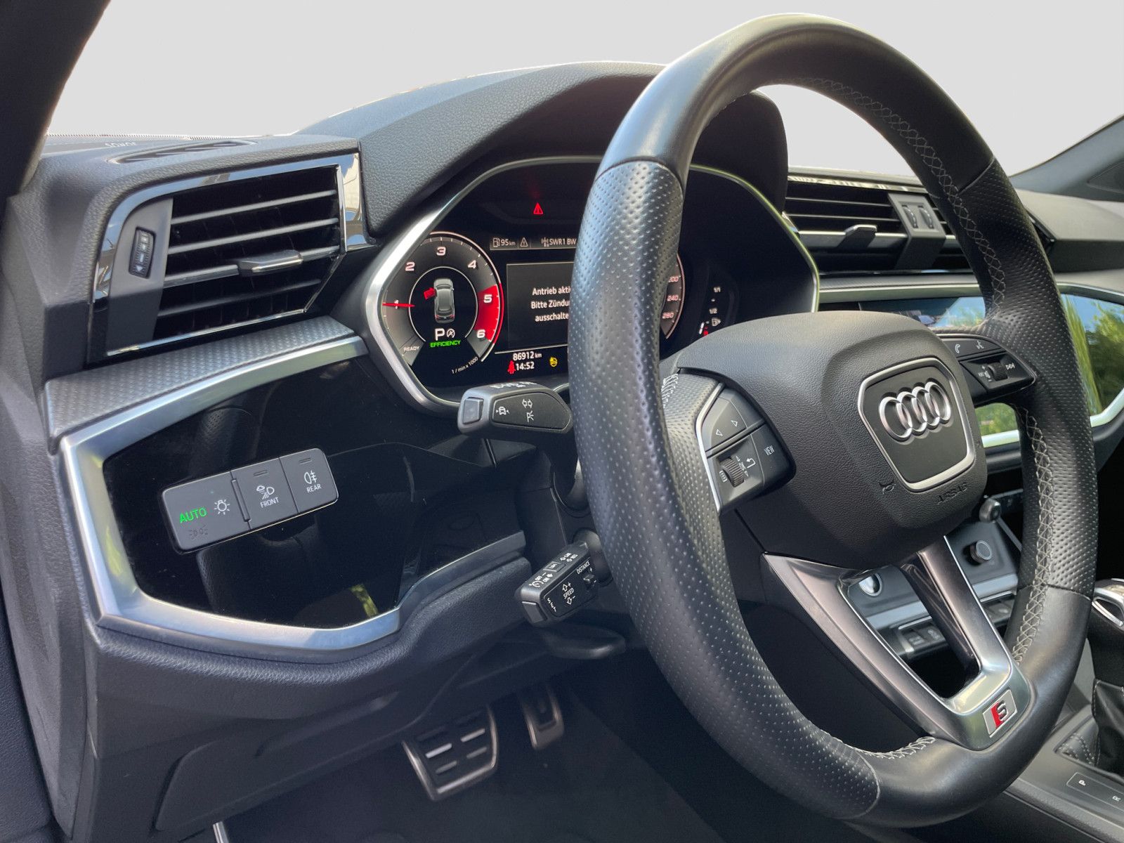 Audi Q3 40TDI quattro S-line - Samsaru's Car Outlet