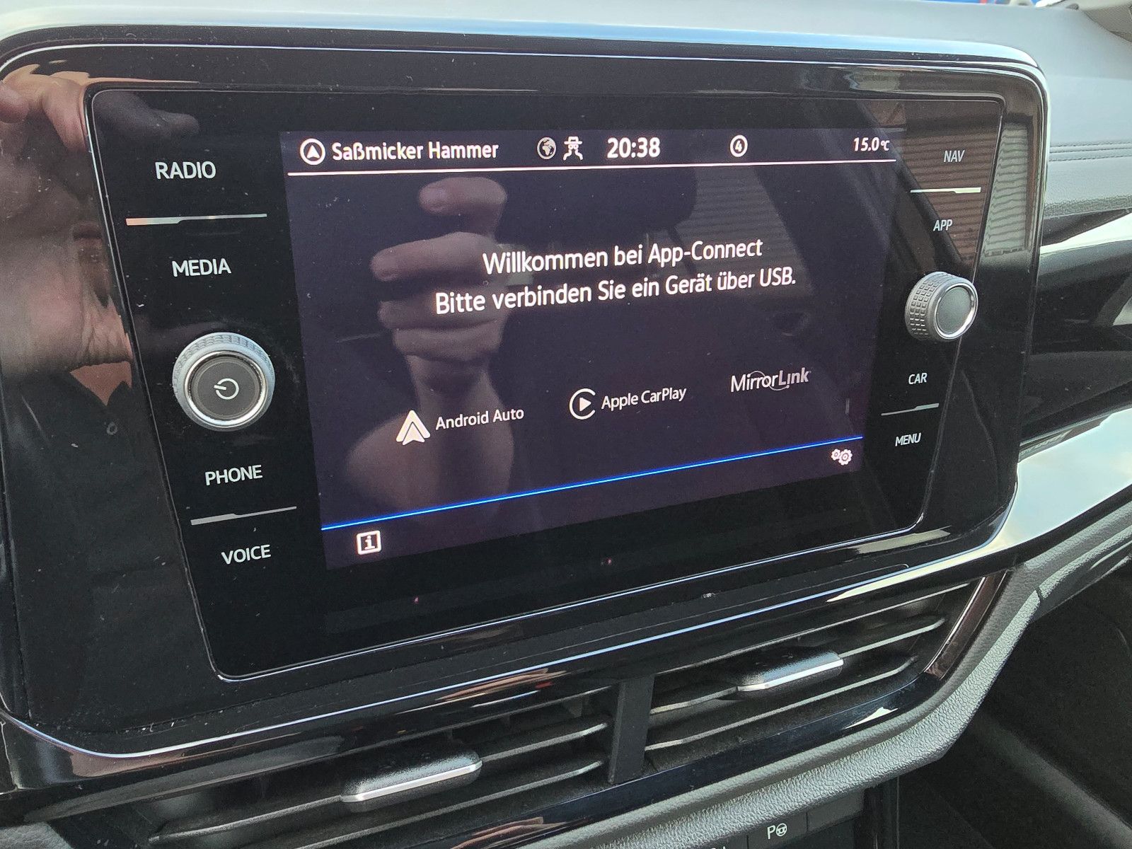 Volkswagen T-Roc 1.5 TSI Style Black - Samsaru's Car Outlet