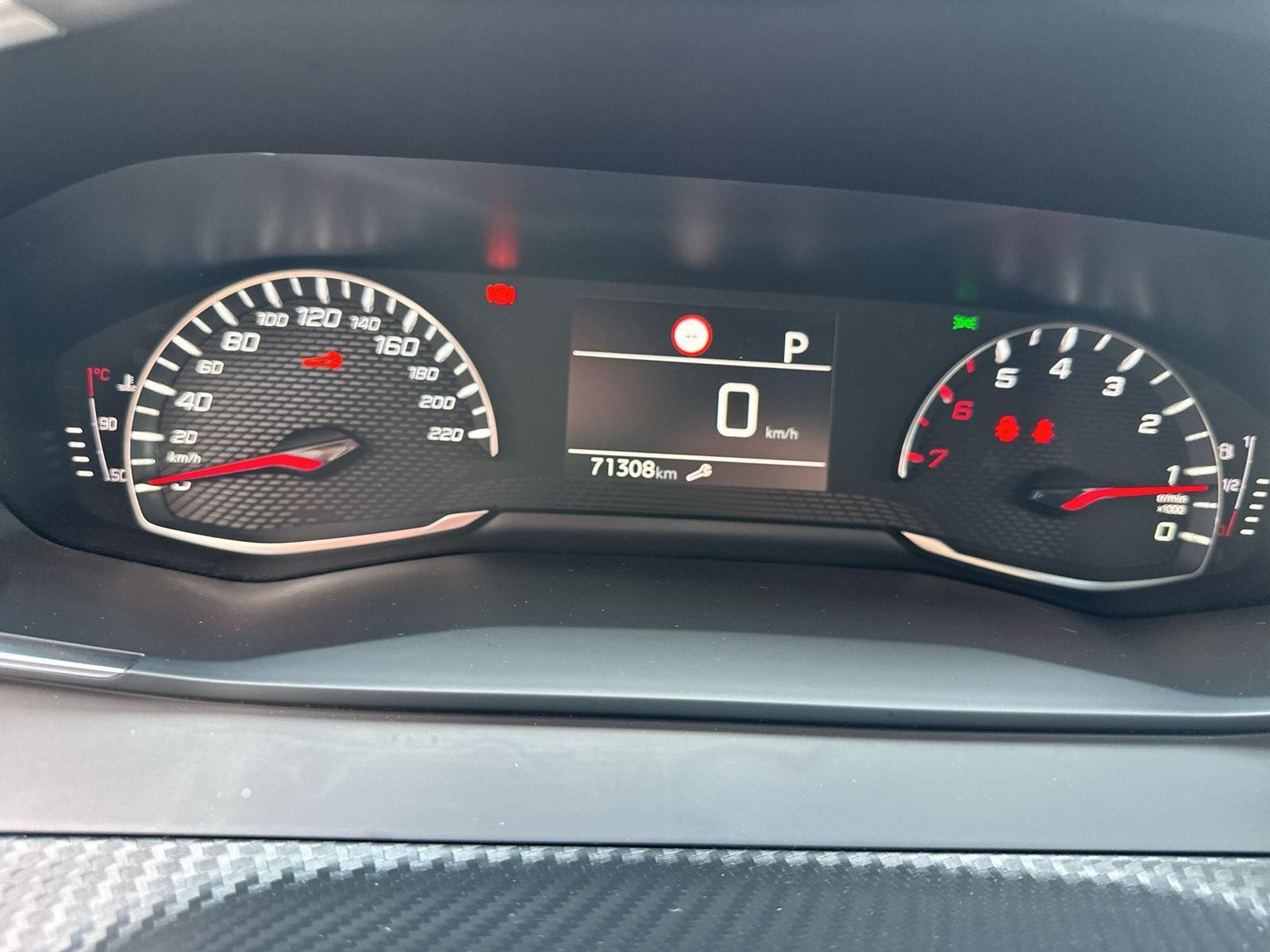 Peugeot 2008 - Samsaru's Car Outlet