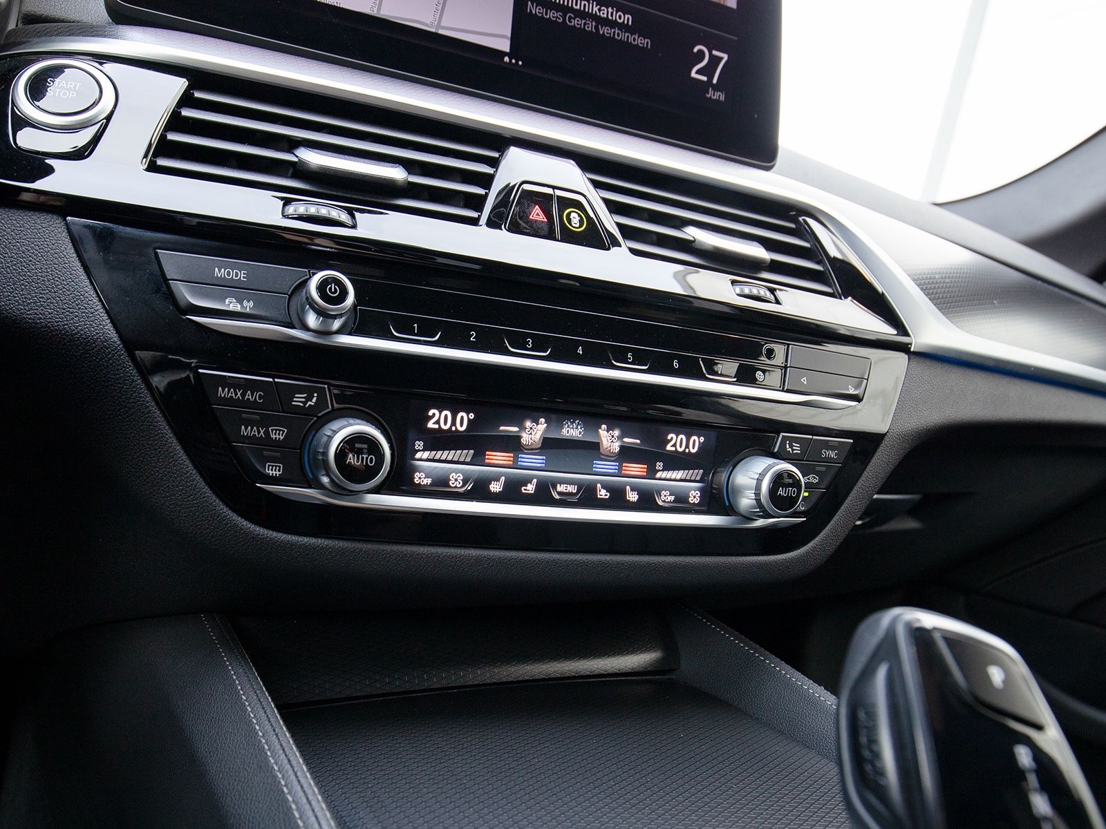 BMW 530e xD M-Sport 360°LenkHz.HuD Sitzlüft.PANO
