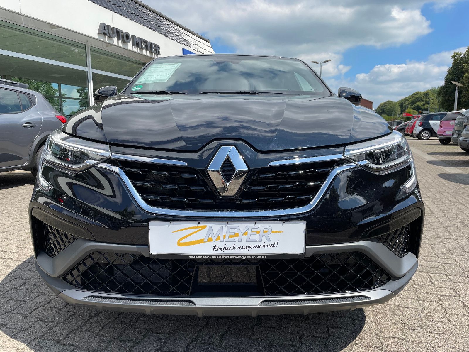 Renault Arkana R.S. Line TCe160 EDC - Samsaru's Car Outlet