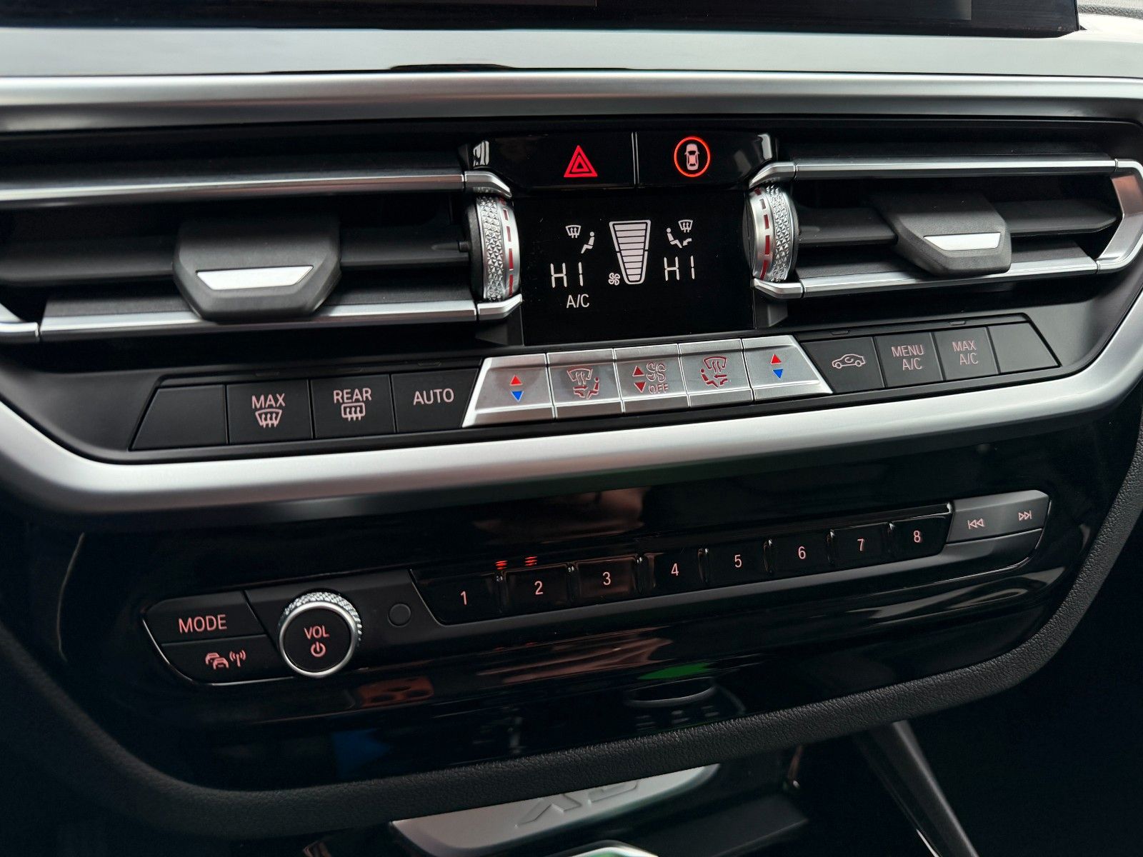 BMW X3 xDrive30e*Sportsizte*Leder*Nachlakierungsfrei