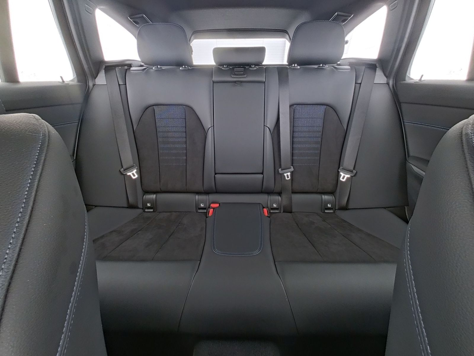 BMW 330i M-Sport - Samsaru's Car Outlet