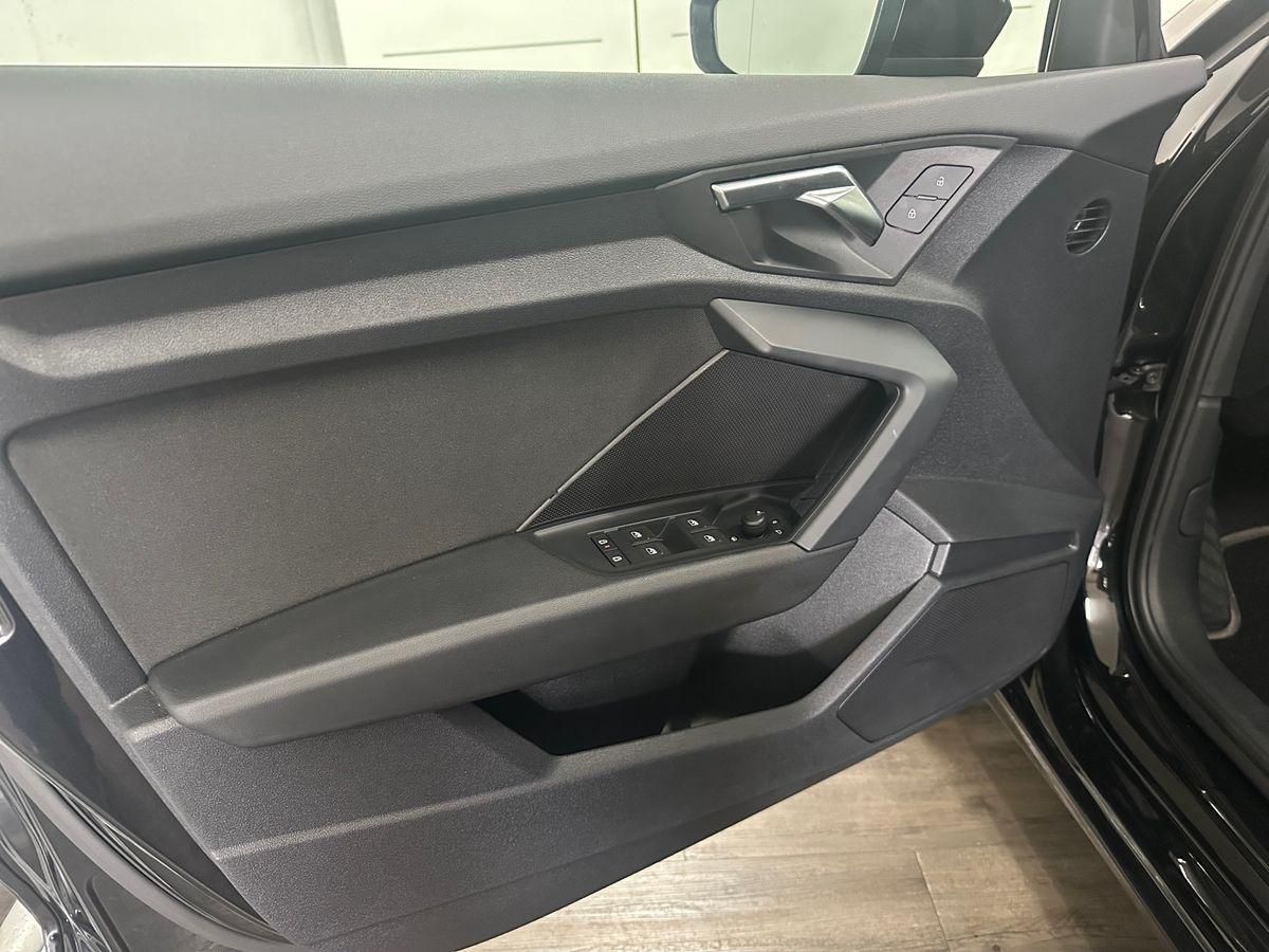 Audi A3 30 TFSI basis 1.0 TFSI Android Auto Metallic