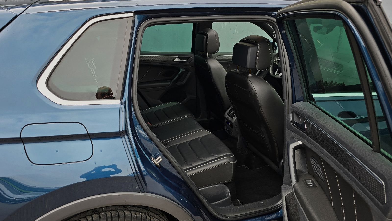 Volkswagen Tiguan 1.4 eHybrid DSG 3 x R-Line Pano/Leder/AHK