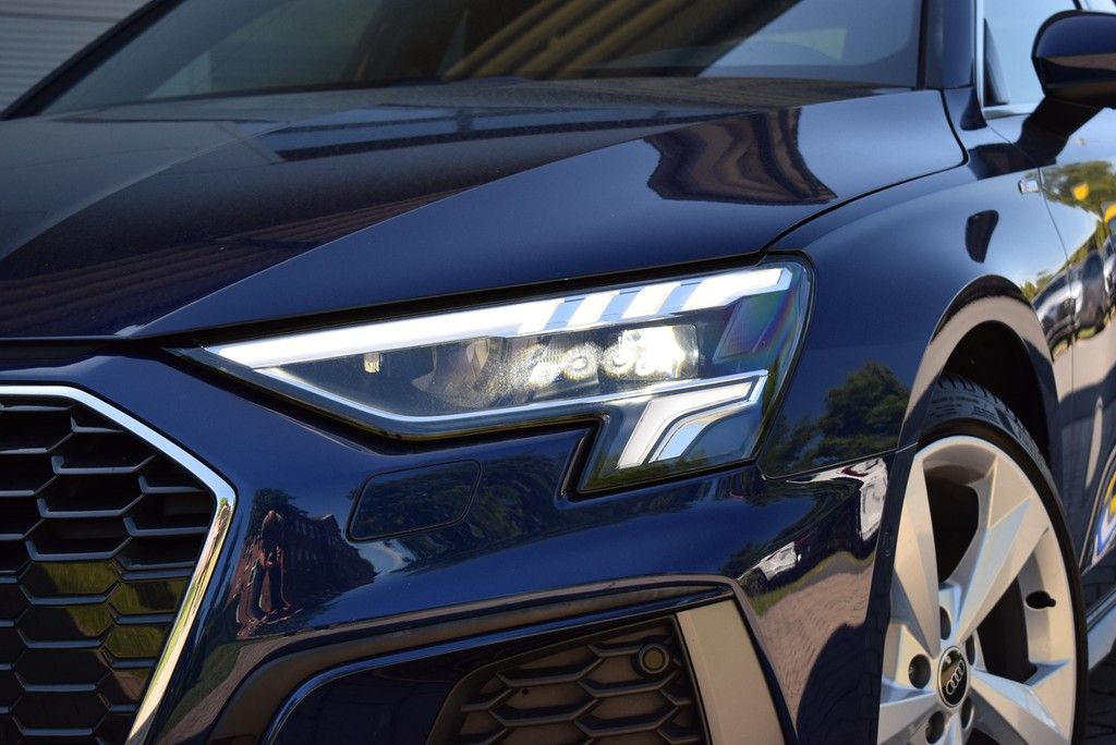 Audi A3 Sportback 35 TDI S-line - Samsaru's Car Outlet