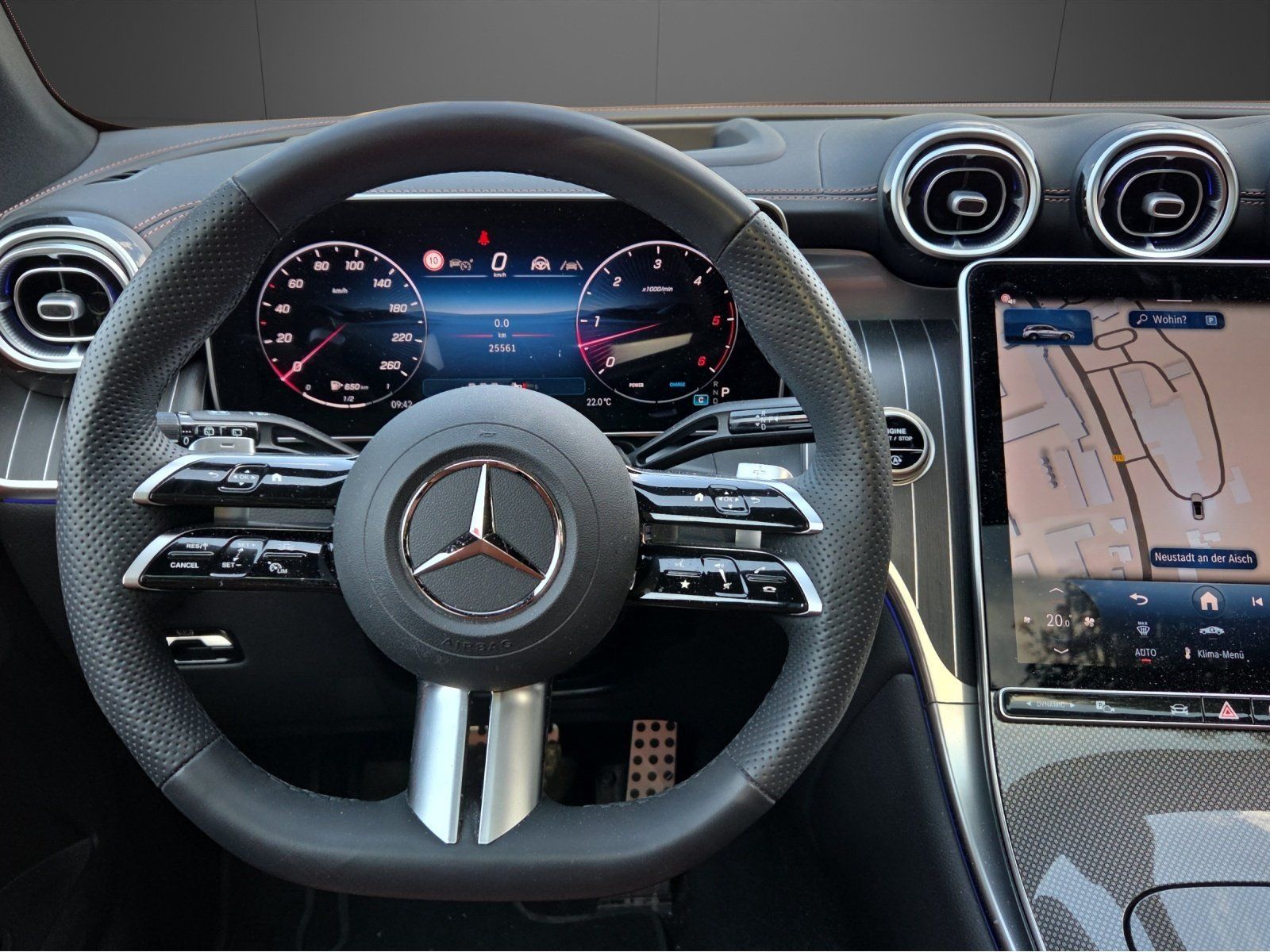 Mercedes-Benz GLC 450 d AMG PREM PLUS+PANO+HUD+AHK+HA-LENKUNG+