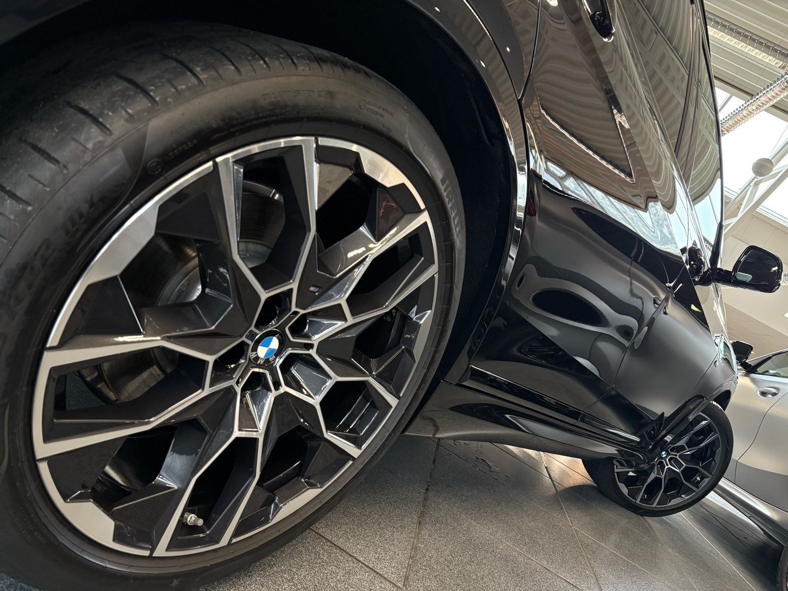 BMW X7 xDrive40d MSport Pro DA/PA Prof SkyLounge 22"