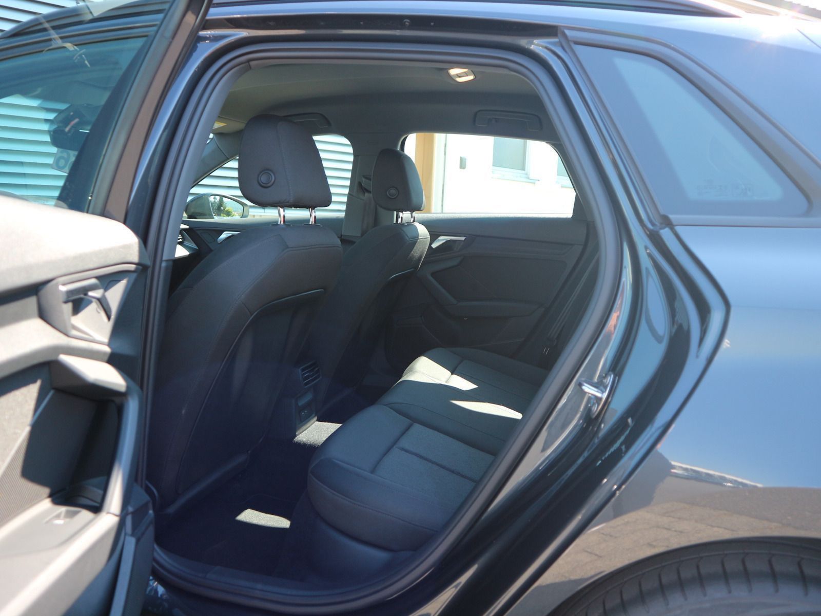 Audi A3 Sportback 40 TDI quattro advanced - Samsaru's Car Outlet
