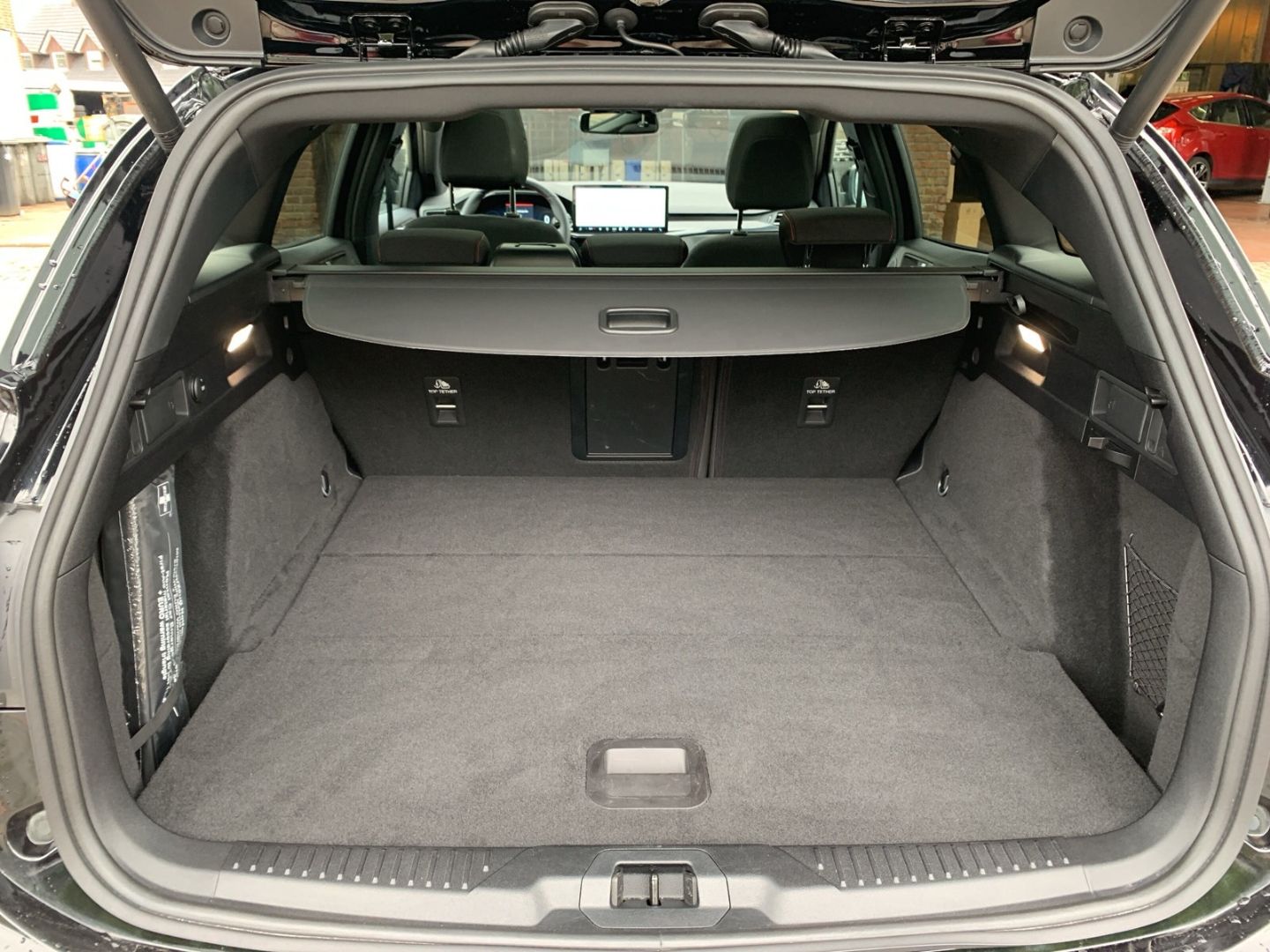 Ford Focus Turnier ST-Line X Panorama Navi Digitales