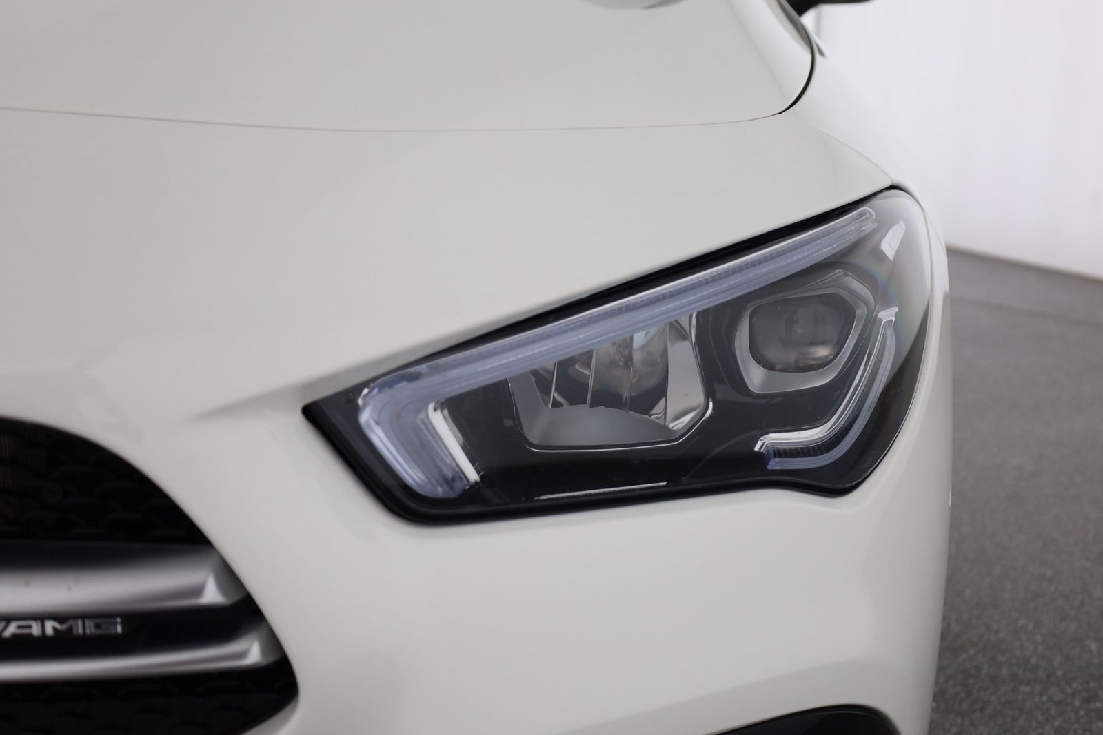 Mercedes-Benz CLA 35 AMG - Samsaru's Car Outlet