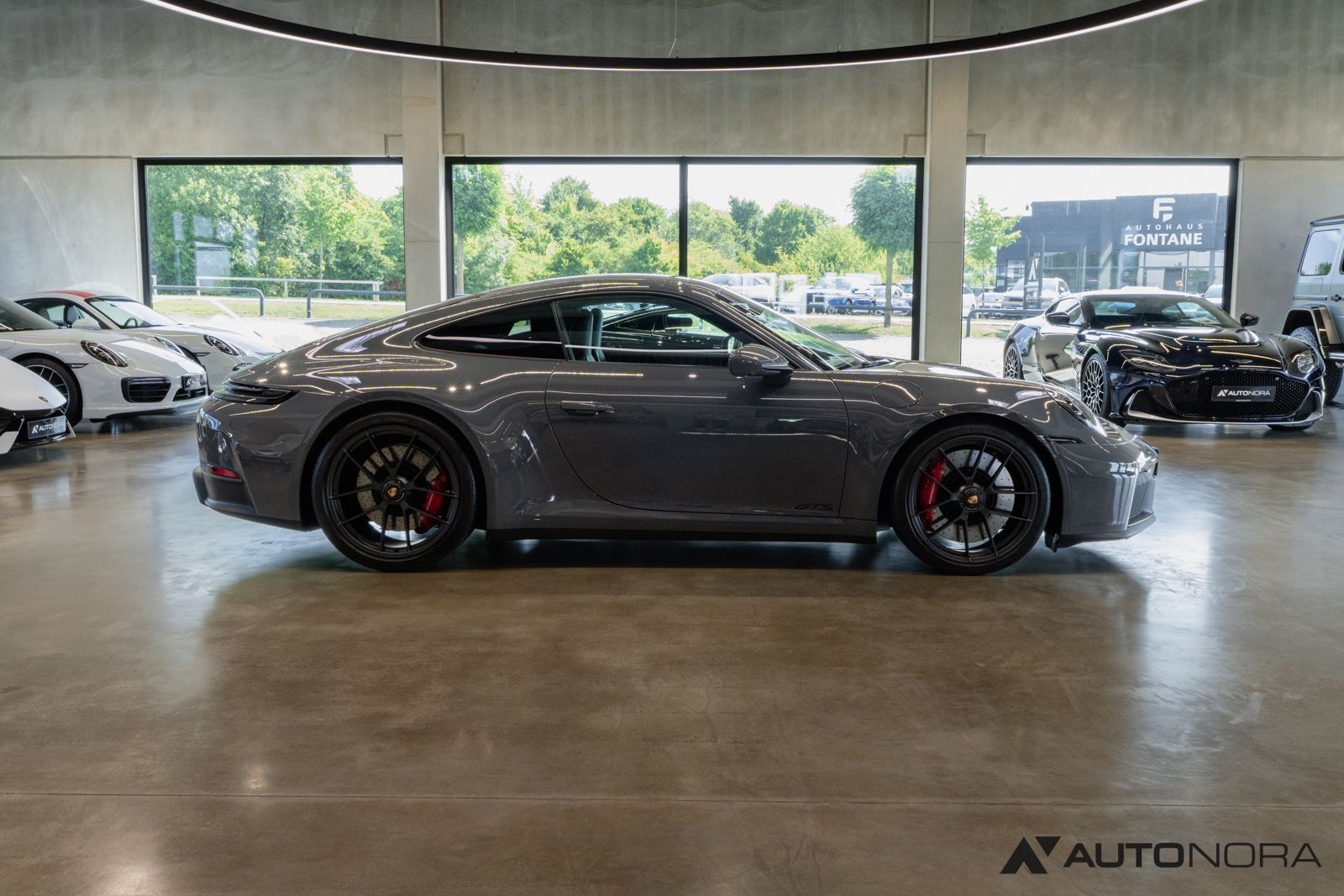 Porsche 911 (992.2) Carrera 4 GTS Lift 18-Wege Matrix