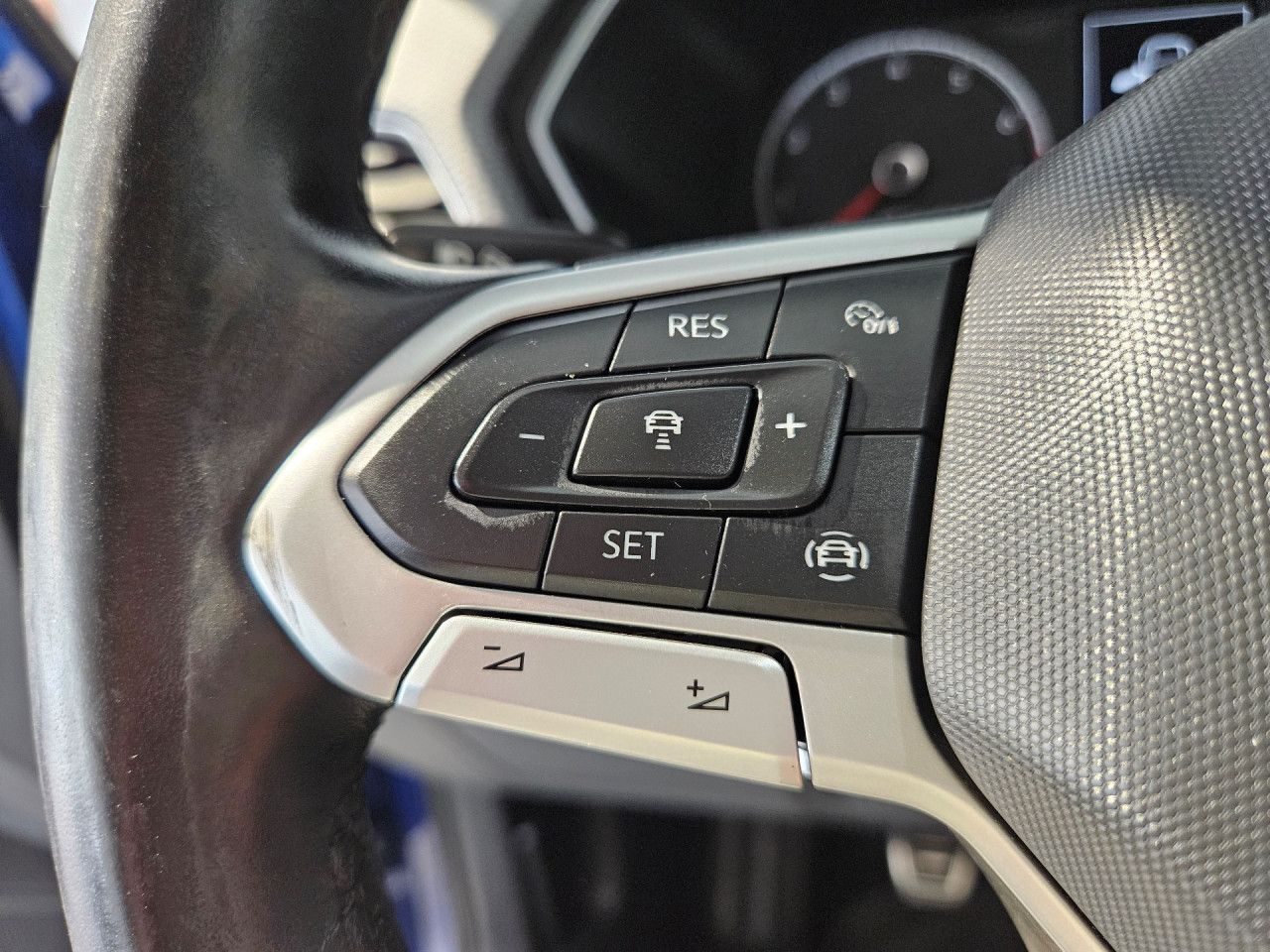 Volkswagen T-Cross 1.0 TSI Active - Samsaru's Car Outlet