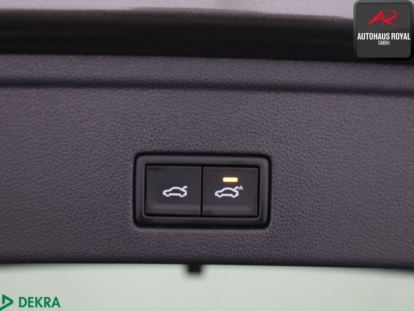 Volkswagen Touareg 3.0 TDI 4M R LINE PANO,HUD,360°,MASSAGE